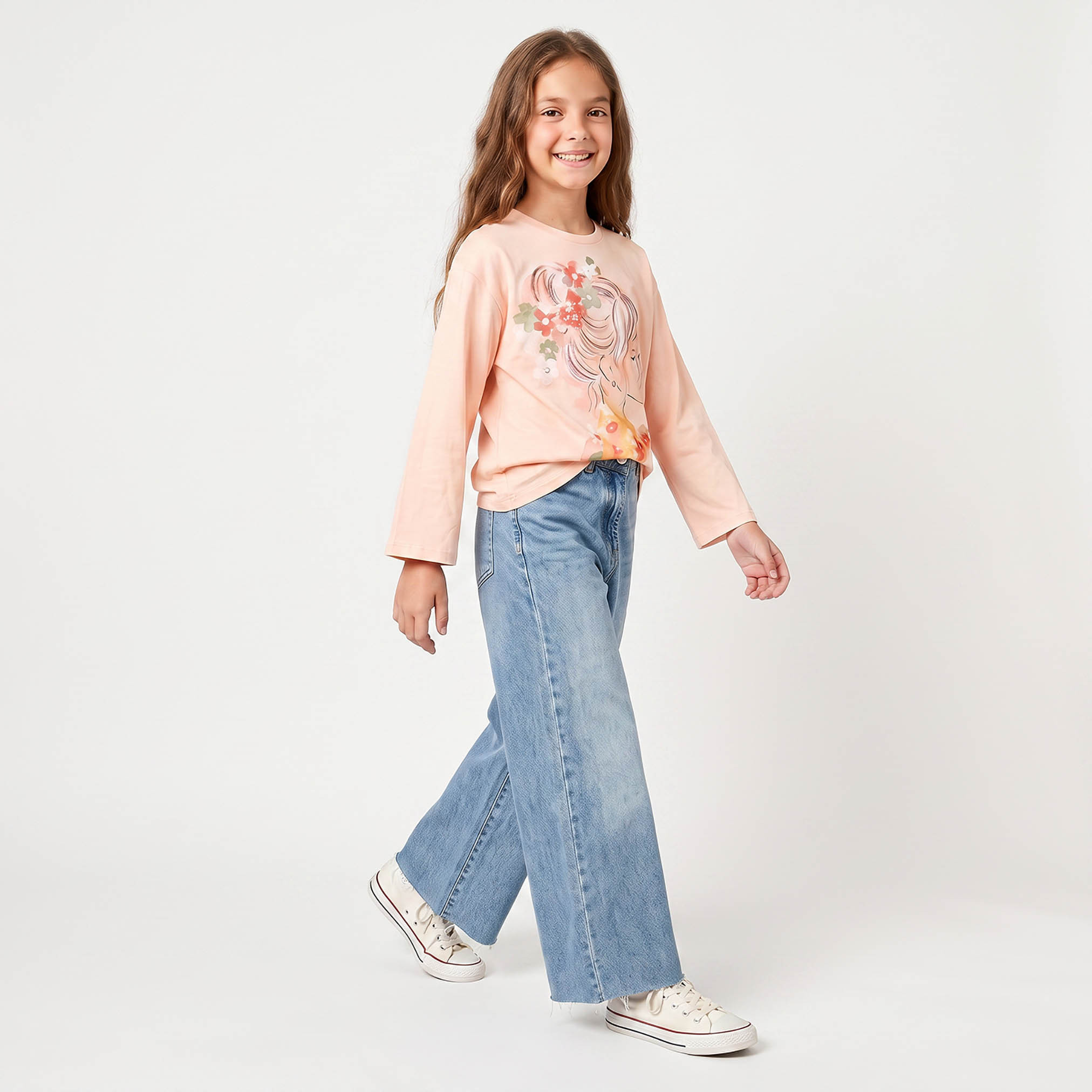 سويت شيرت بأكمام طويلة وطبعات جرافيك من جونيورز-girls-clothing-sweatshirts-image-5