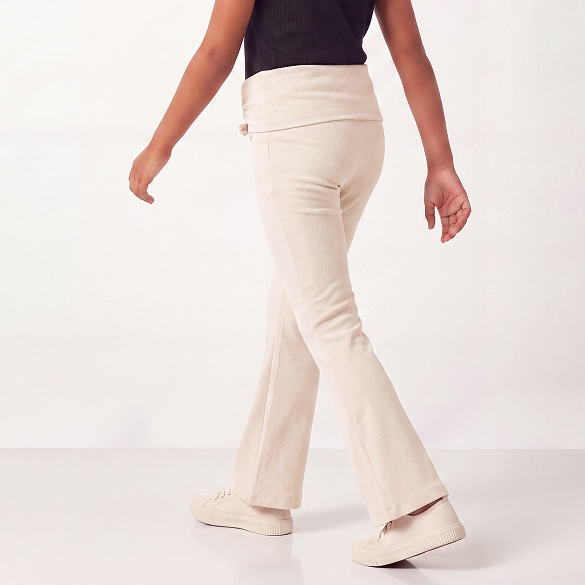 بنطلون ليقنز مضلع بأطراف واسعة وتفاصيل كشكش من جونيورز-girls-clothing-bottoms-leggings-image-3