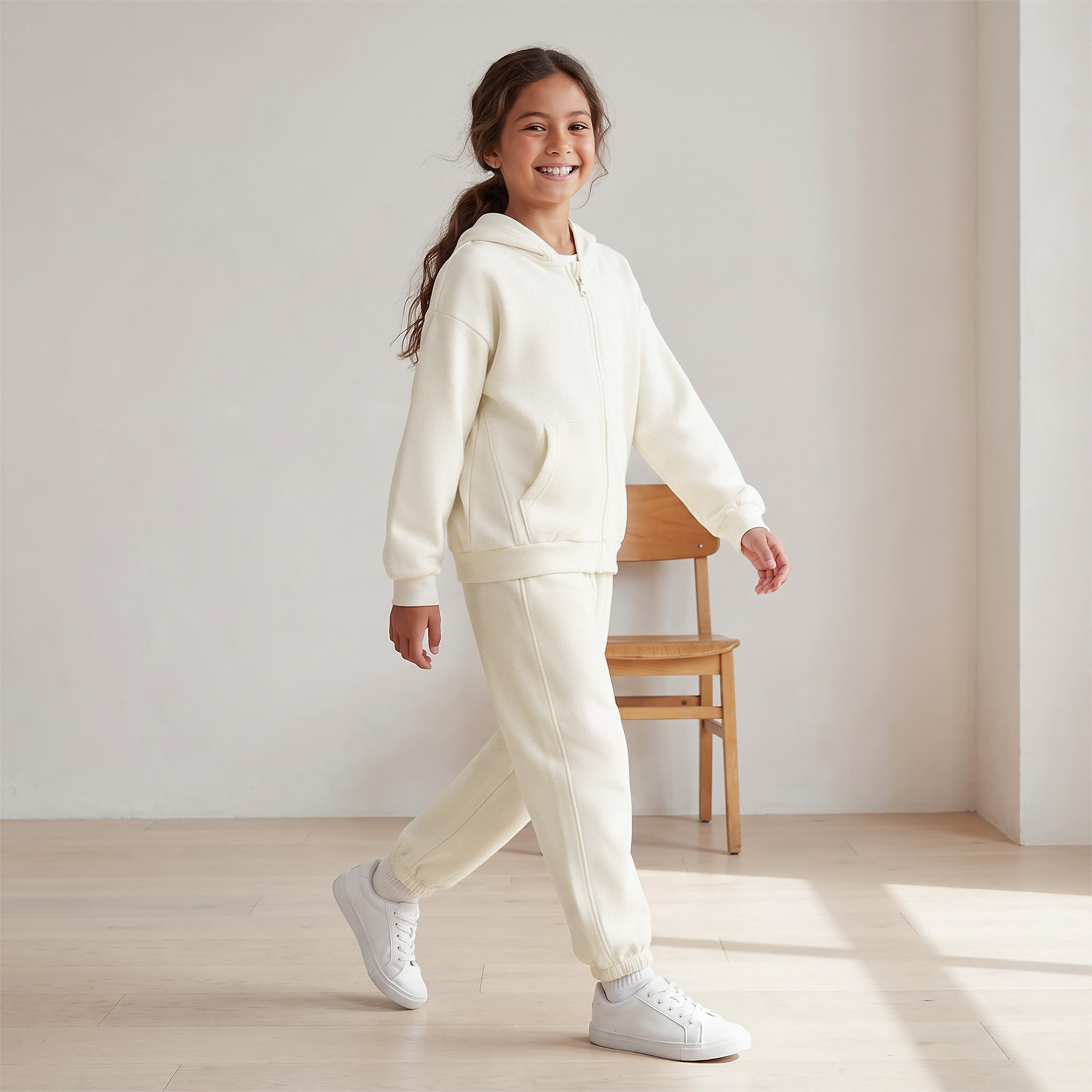 بنطلون رياضي برباط وجيوب من جونيورز-girls-clothing-schoolwear-bottoms-joggers-image-2