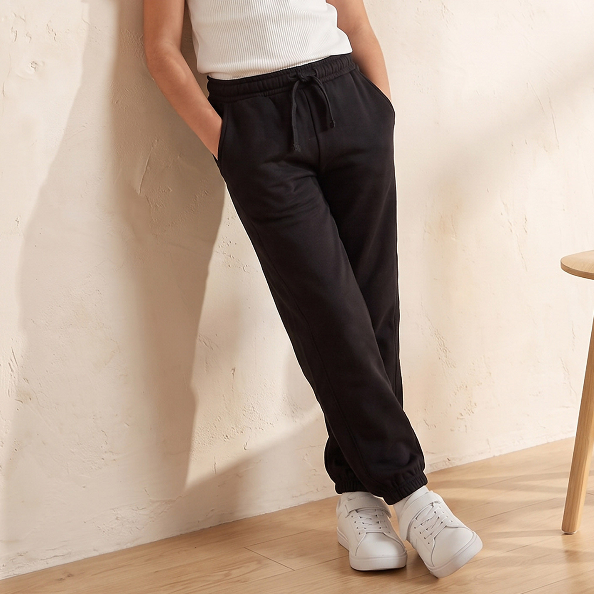 Juniors Elasticated Waistband Joggers with Pockets-girls-clothing-schoolwear-bottoms-joggers-image-1