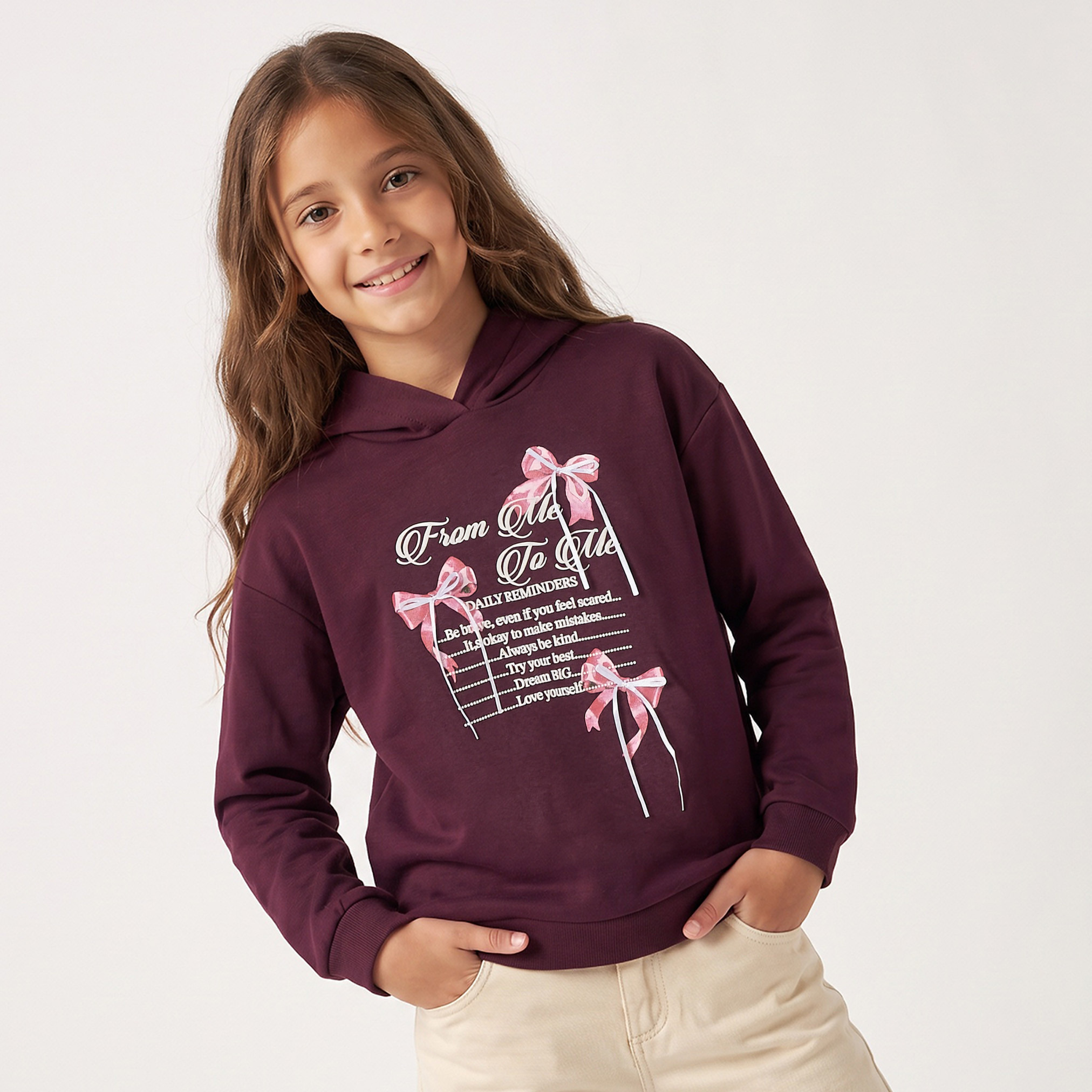 سويت شيرت بقبعة وطبعات شعار من جونيورز-girls-clothing-sweatshirts-image-1