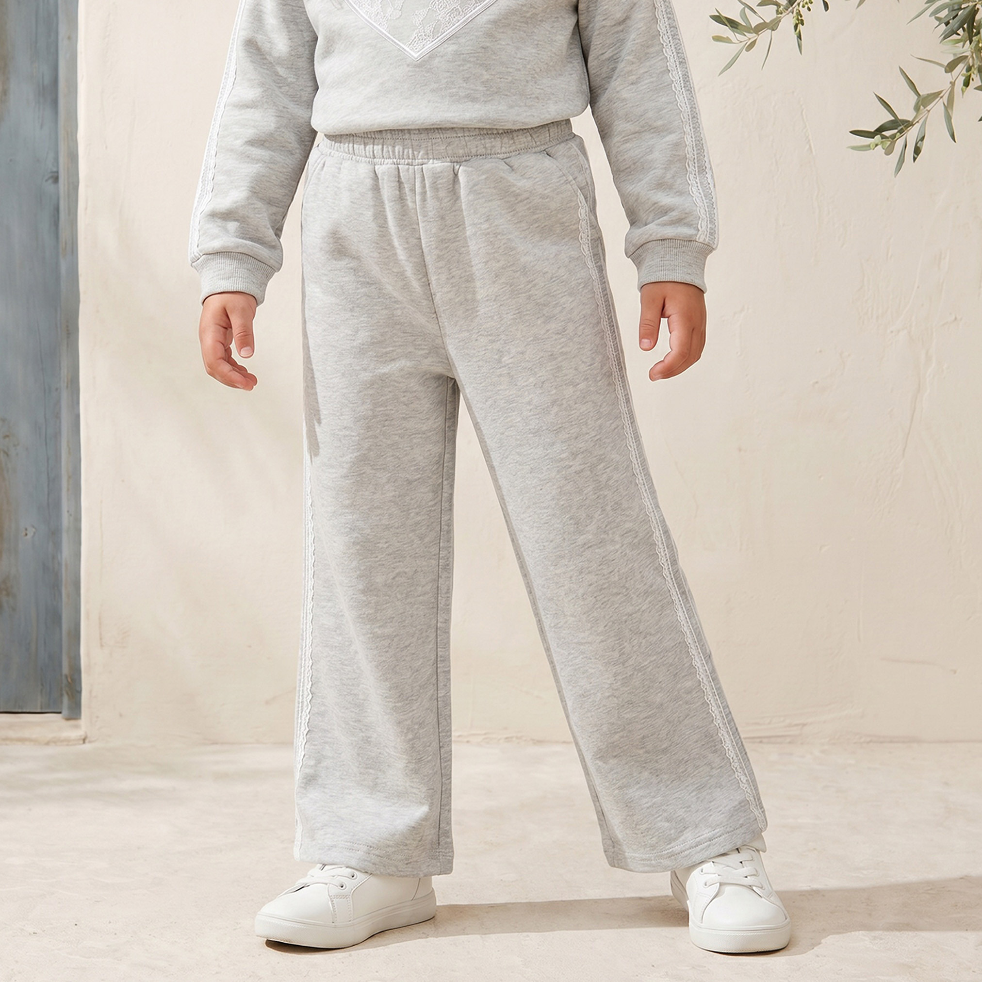 Juniors Crew Neck Long Sleeves Sweatshirt and Joggers Set with Heart Applique-girls-clothing-setsandcoords-image-3