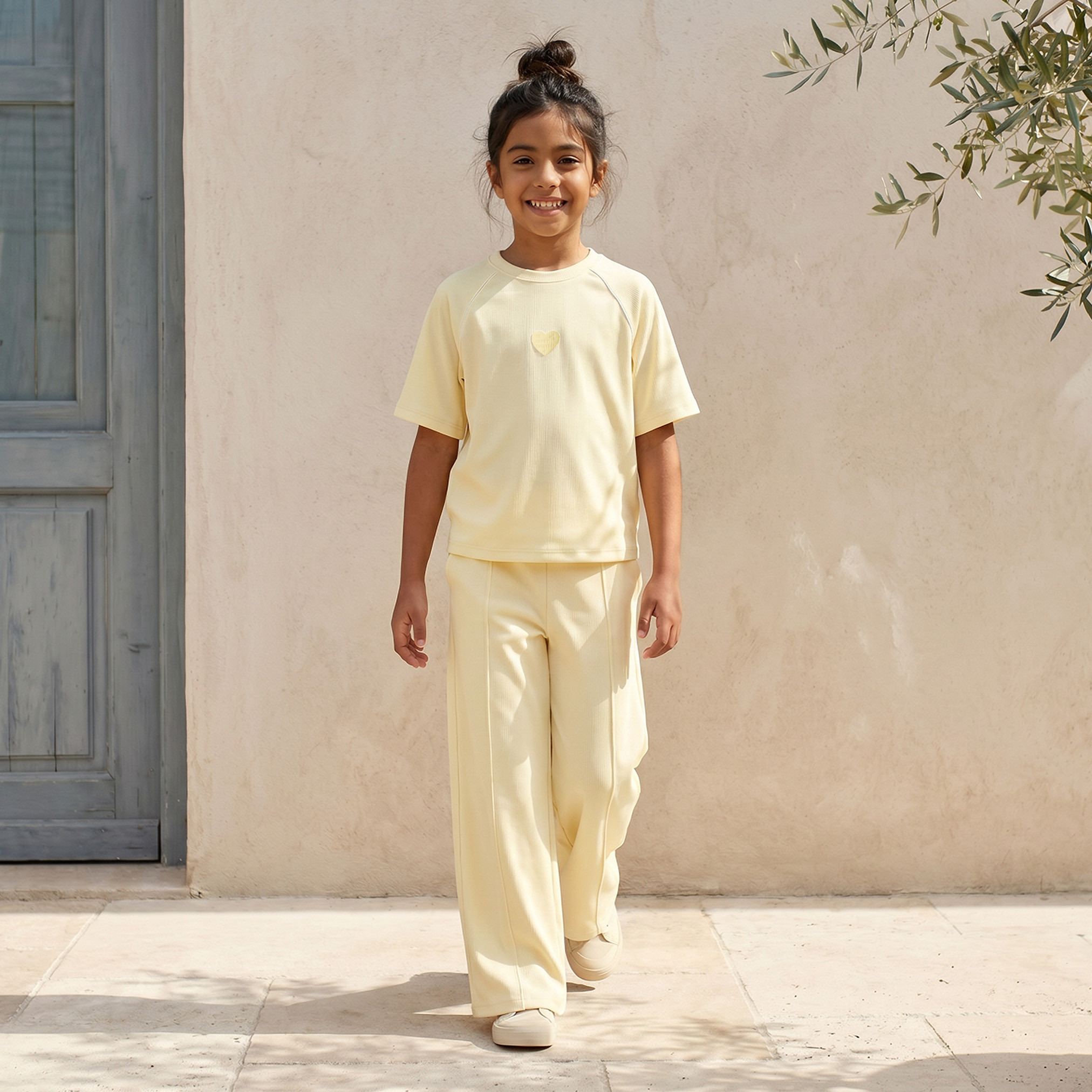 Juniors Round Neck Short Sleeves T-shirt and Wide Leg Pants Set with Ribbed Design-girls-clothing-setsandcoords-image-1