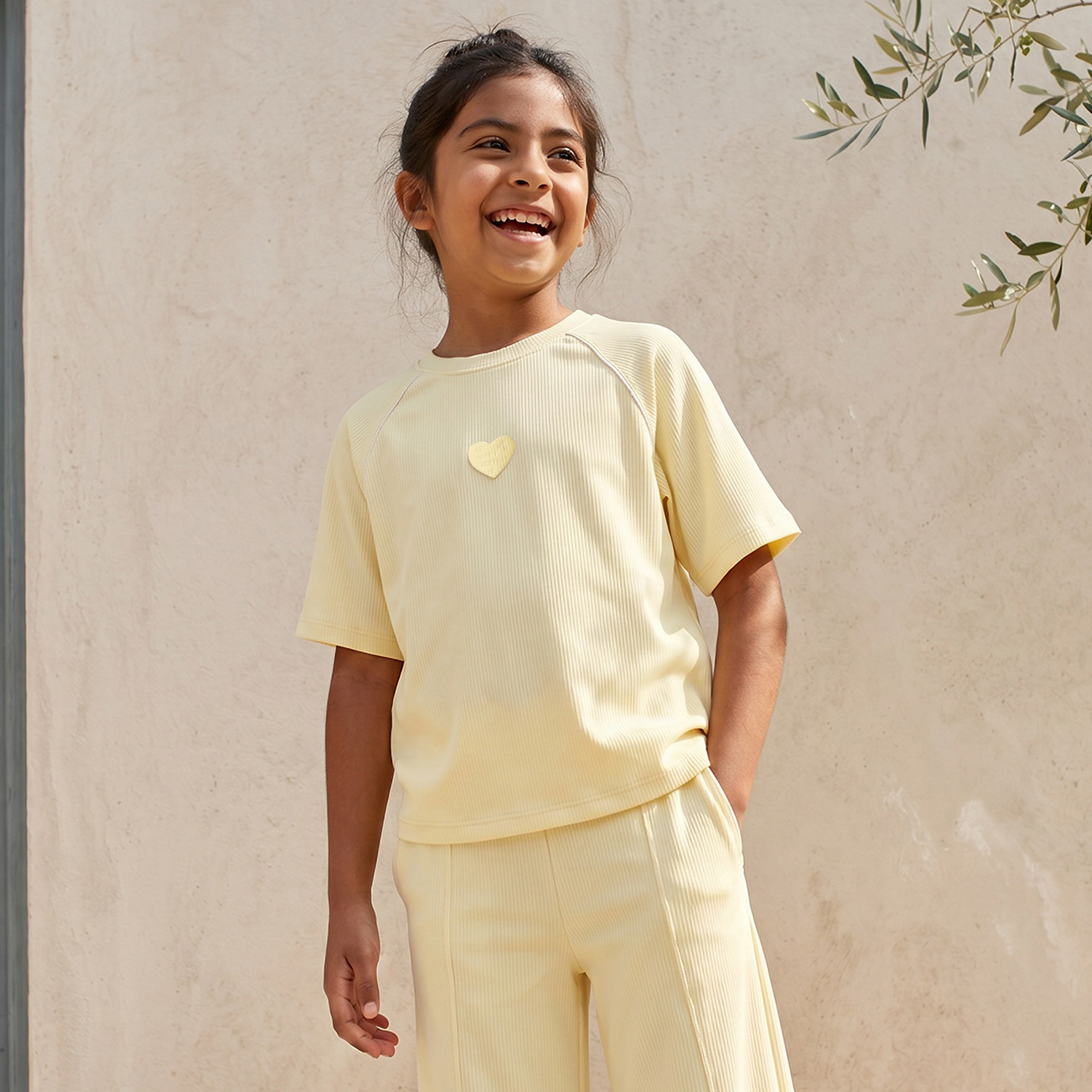 Juniors Round Neck Short Sleeves T-shirt and Wide Leg Pants Set with Ribbed Design-girls-clothing-setsandcoords-image-2