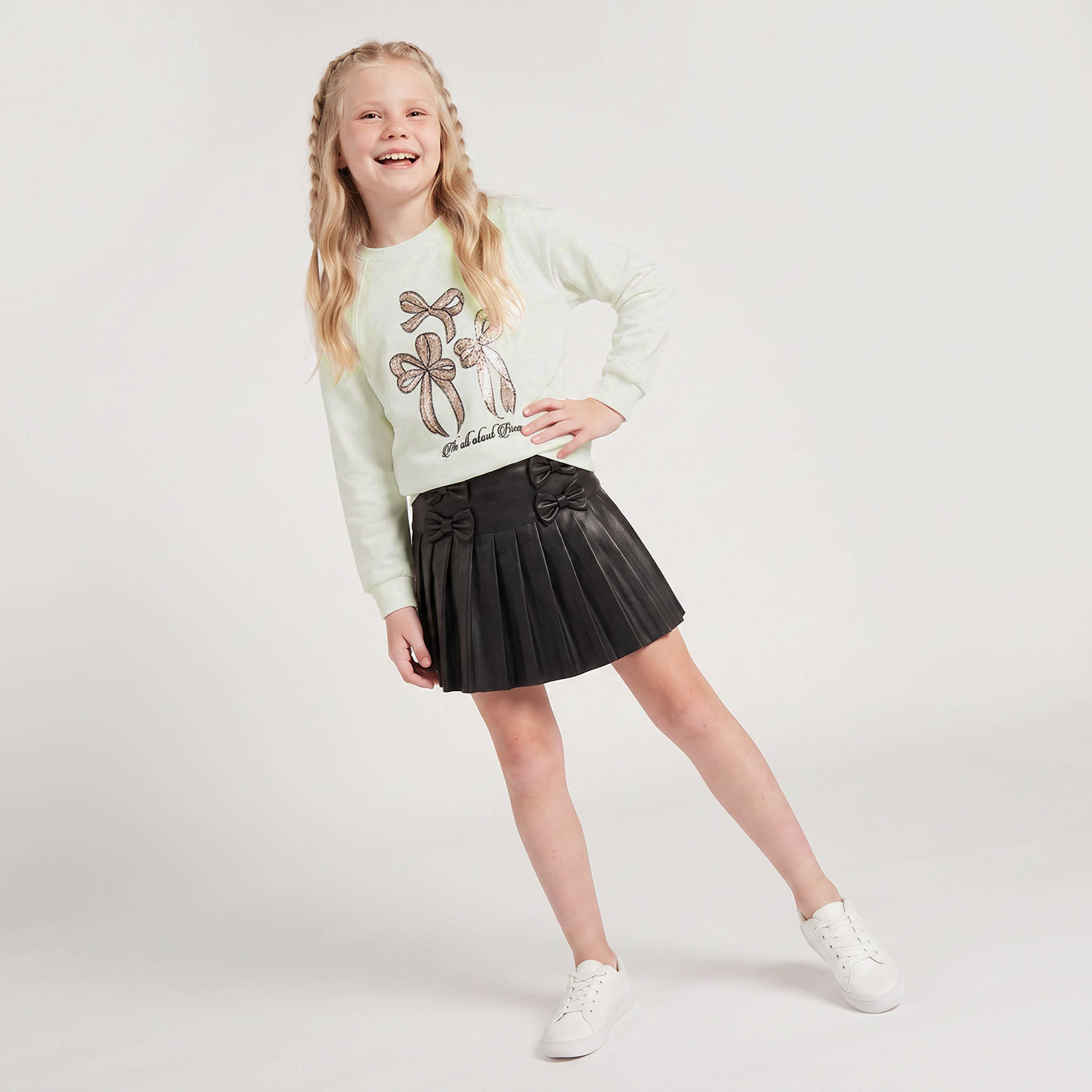 Juniors Crew Neck Long Sleeves Sweatshirt and Skirt Set with Bow Print-girls-clothing-setsandcoords-image-2