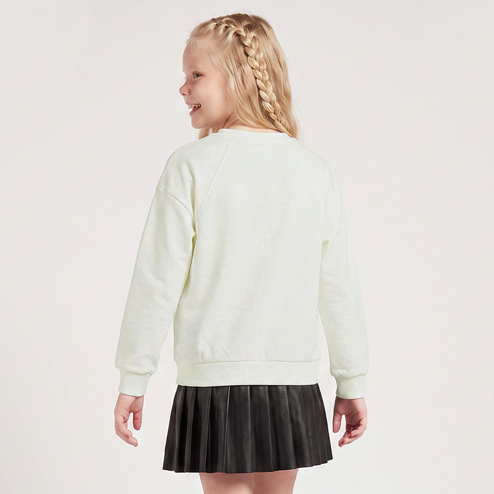 Juniors Crew Neck Long Sleeves Sweatshirt and Skirt Set with Bow Print-girls-clothing-setsandcoords-image-3