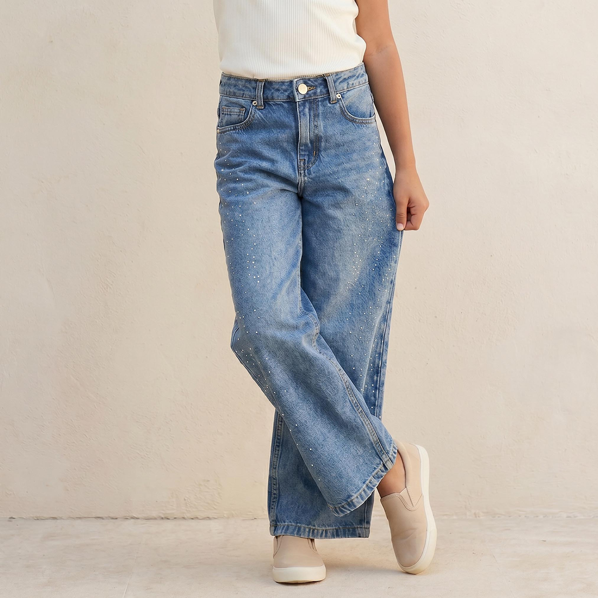بنطلون جينز بنات مع تطريز وخصر بزر من جونيورز-baby-girls-clothing-bottoms-jeans-image-1