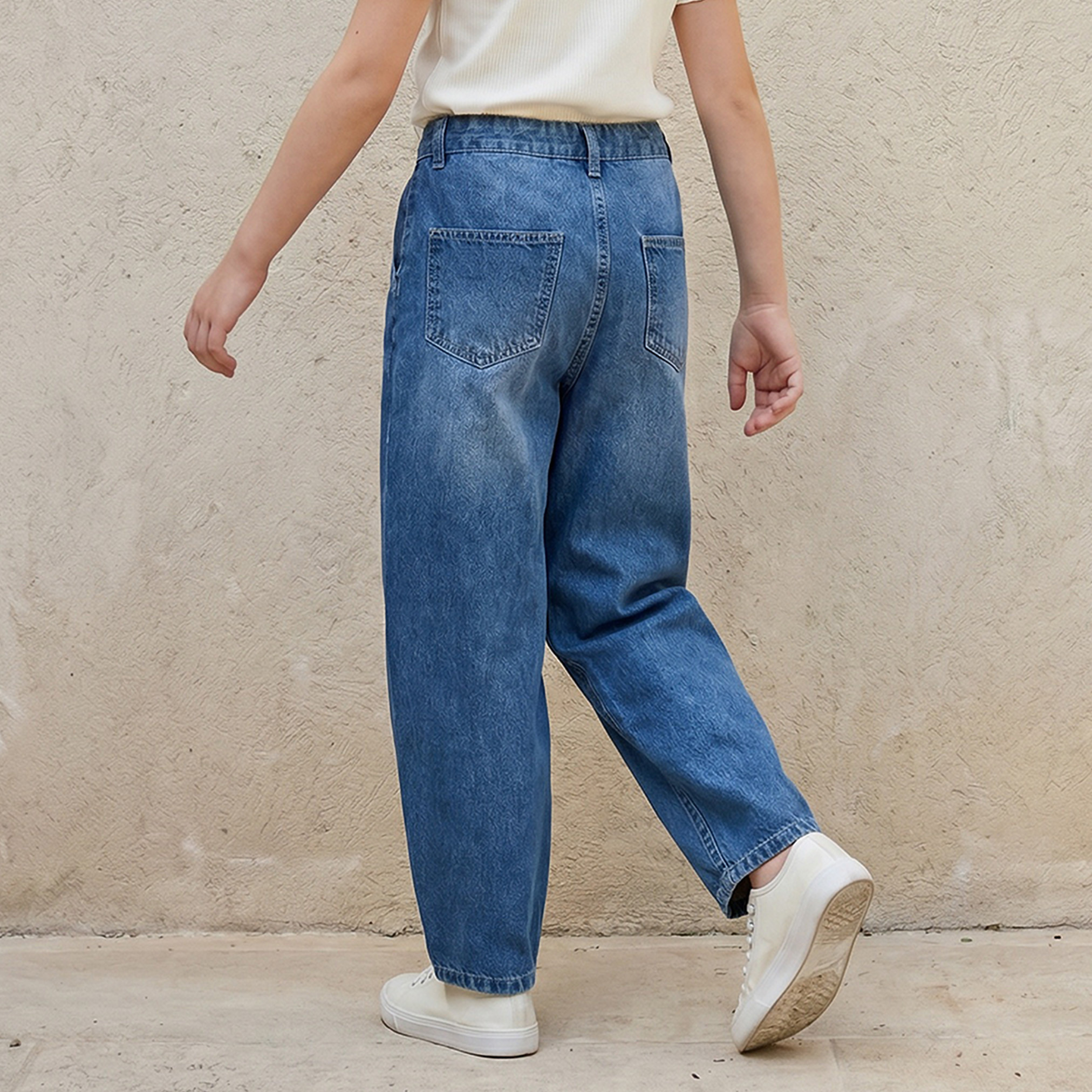 بنطلون جينز بقصة عادية وزر إغلاق وجيوب من جونيورز-girls-clothing-bottoms-jeansandjoggers-image-3