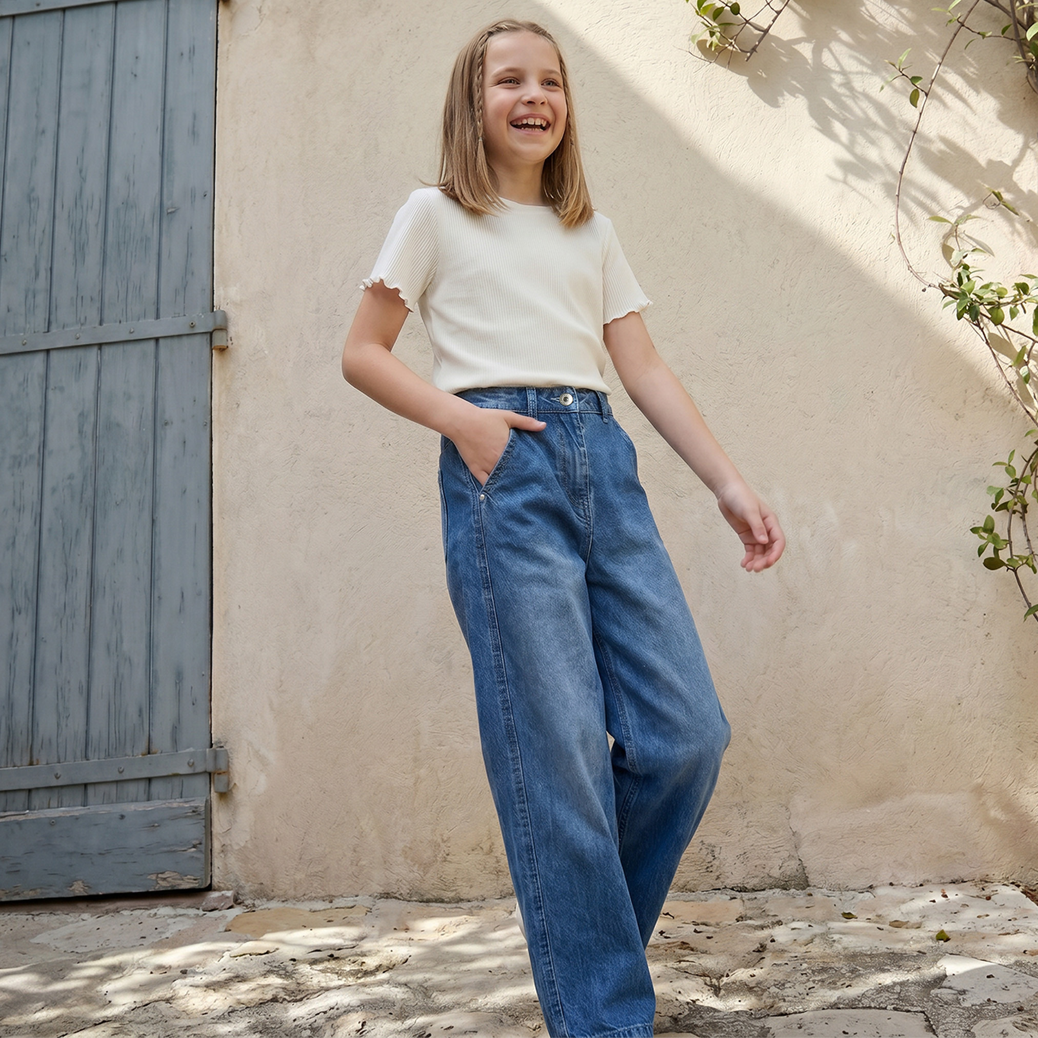 بنطلون جينز بقصة عادية وزر إغلاق وجيوب من جونيورز-girls-clothing-bottoms-jeansandjoggers-image-5