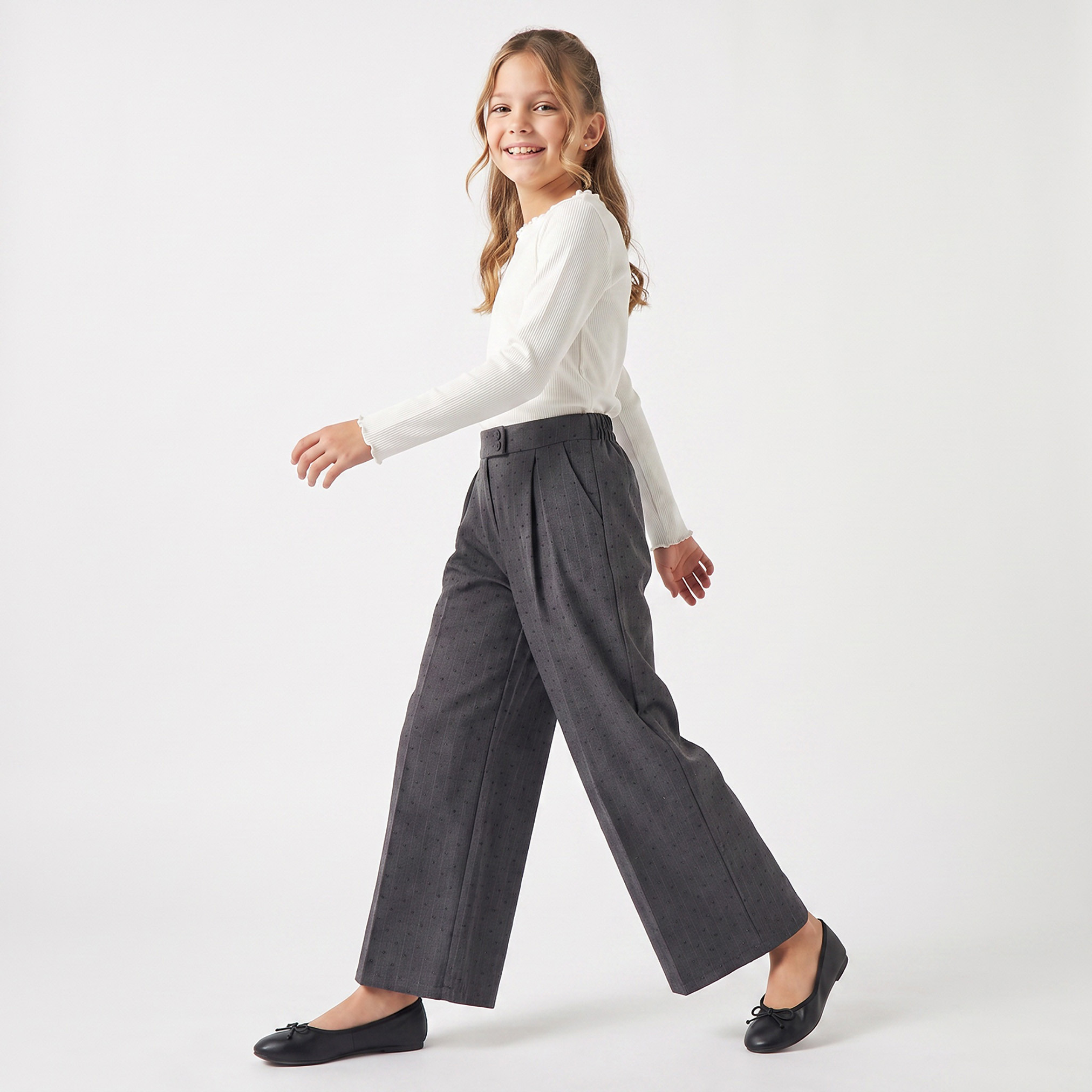 بنطلون واسع الساق بخصر مطاطي وتزيينات أحجار-girls-clothing-bottoms-trousers-image-5