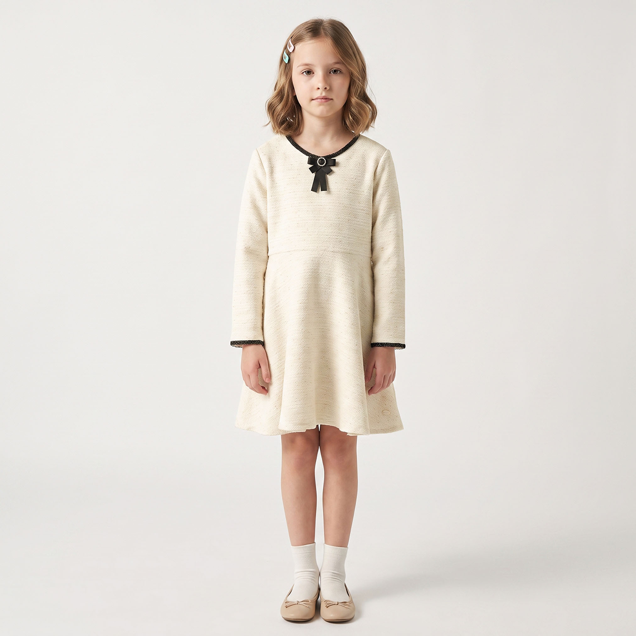 فستان سكيتر طول الركبة بأكمام طويلة وياقة V وفيونكة من إليجو-girls-clothing-dressesandjumpsuits-image-2