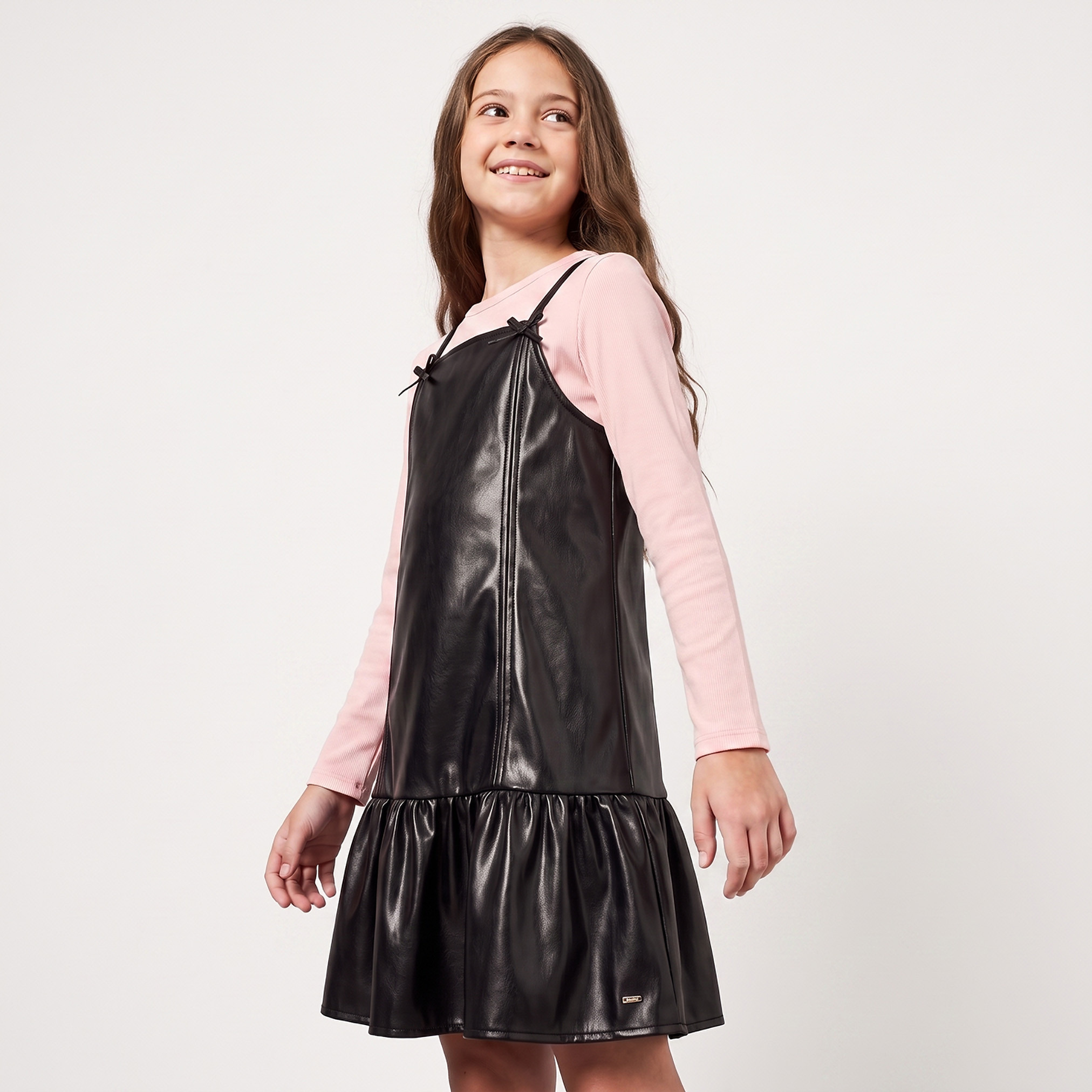 فستان دون أكمام بطول الركبة وياقة مربعة وفيونكة من لي كوبر-girls-clothing-dressesandjumpsuits-image-1