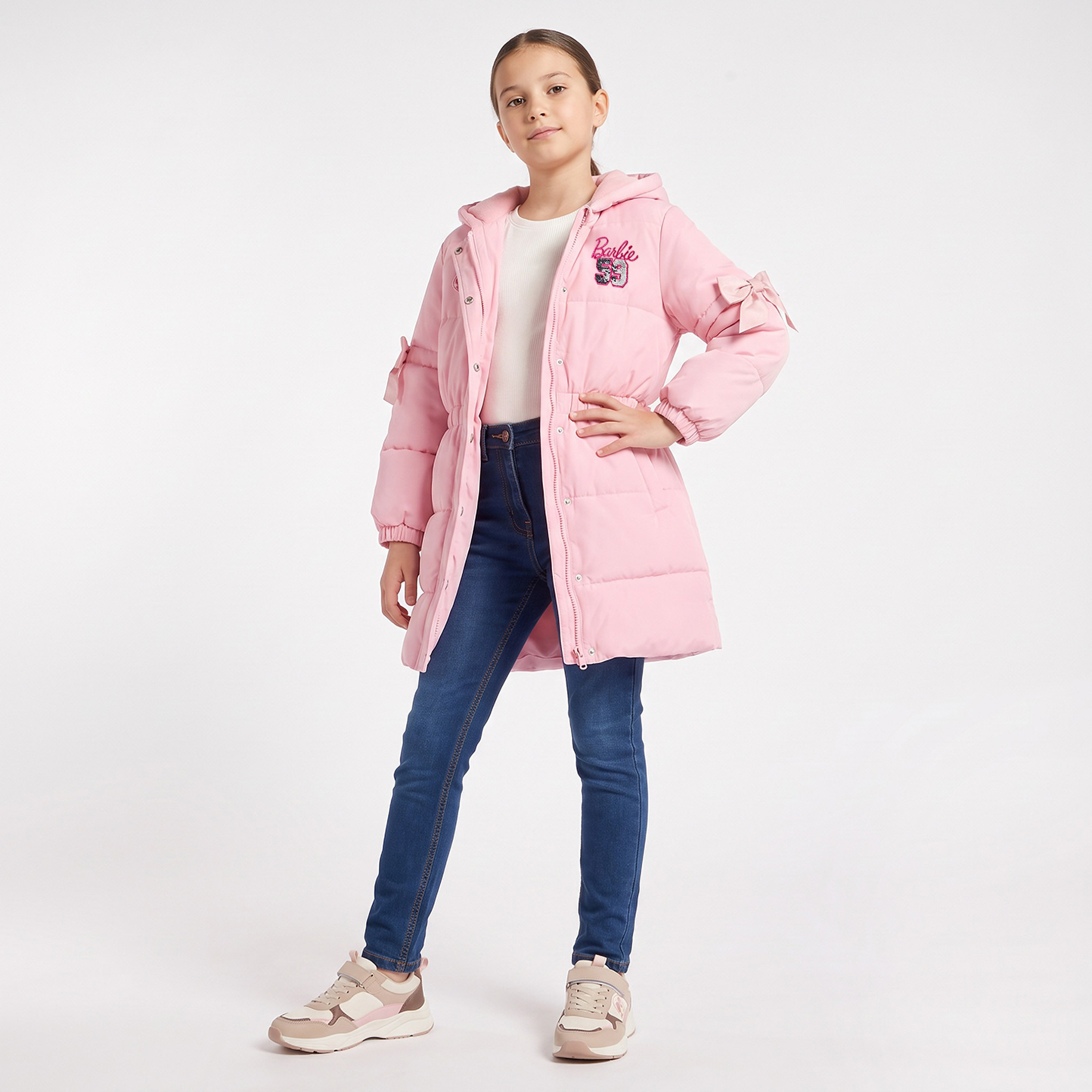 جاكيت بقبعة وتطريز شعار باربي-girls-clothing-winterwear-jacketsandcoats-image-4