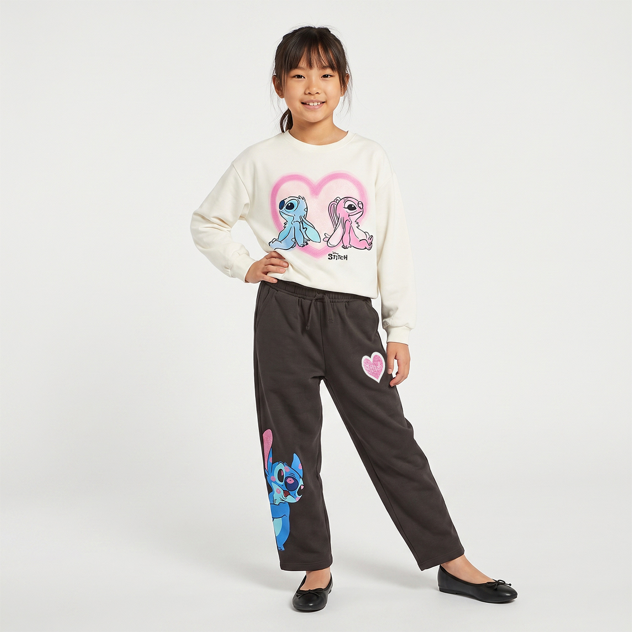 بنطلون رياضي بخصر مطاطي ورباط وطبعات ستيتش من ديزني-girls-clothing-bottoms-joggersandtrackpants-image-2
