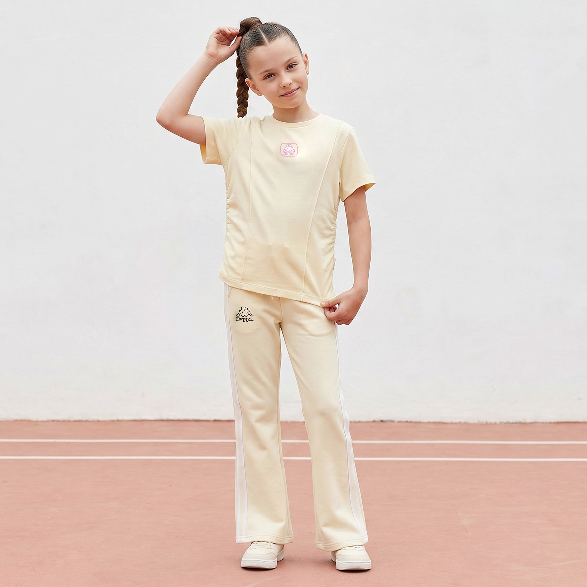 تيشيرت بياقة دائرية وأكمام قصيرة مع طبعة شعار من كابا-girls-clothing-tshirts-image-2
