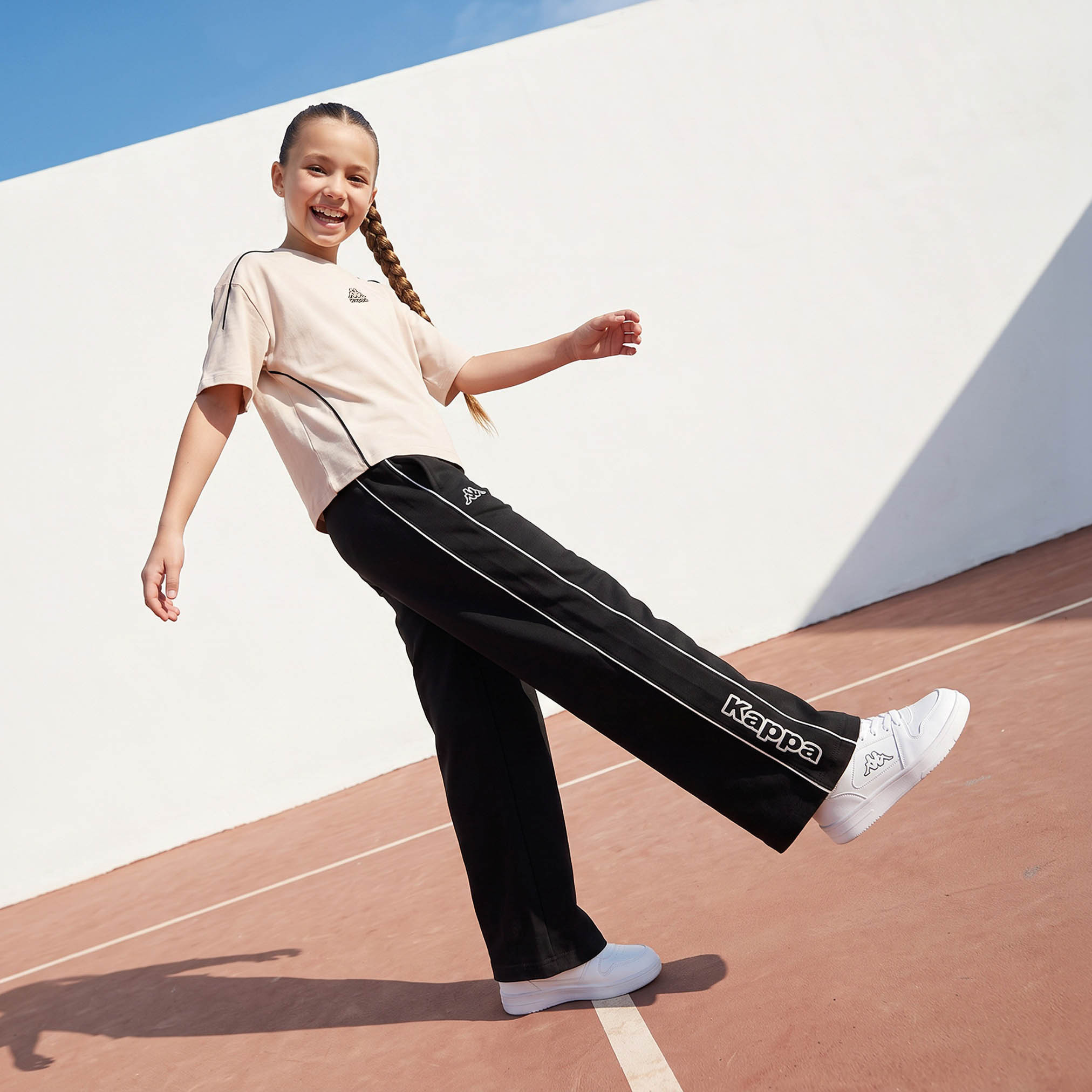 تيشيرت بطبعات شعار بياقة ضيقة وأكمام قصيرة من كابا-girls-clothing-tshirts-image-5
