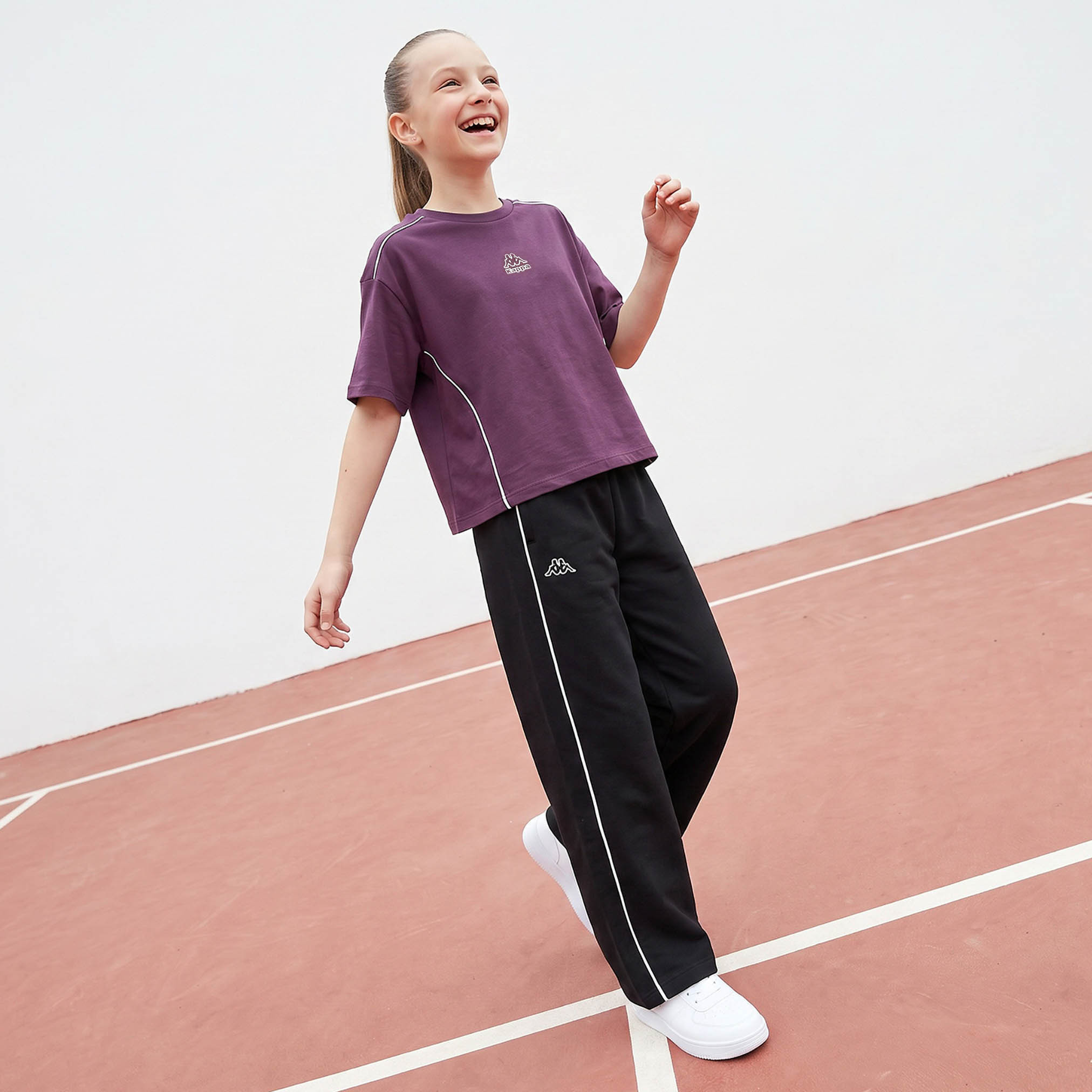 Kappa Crew Neck Short Sleeves T-shirt with Logo Print-girls-clothing-tshirts-image-5