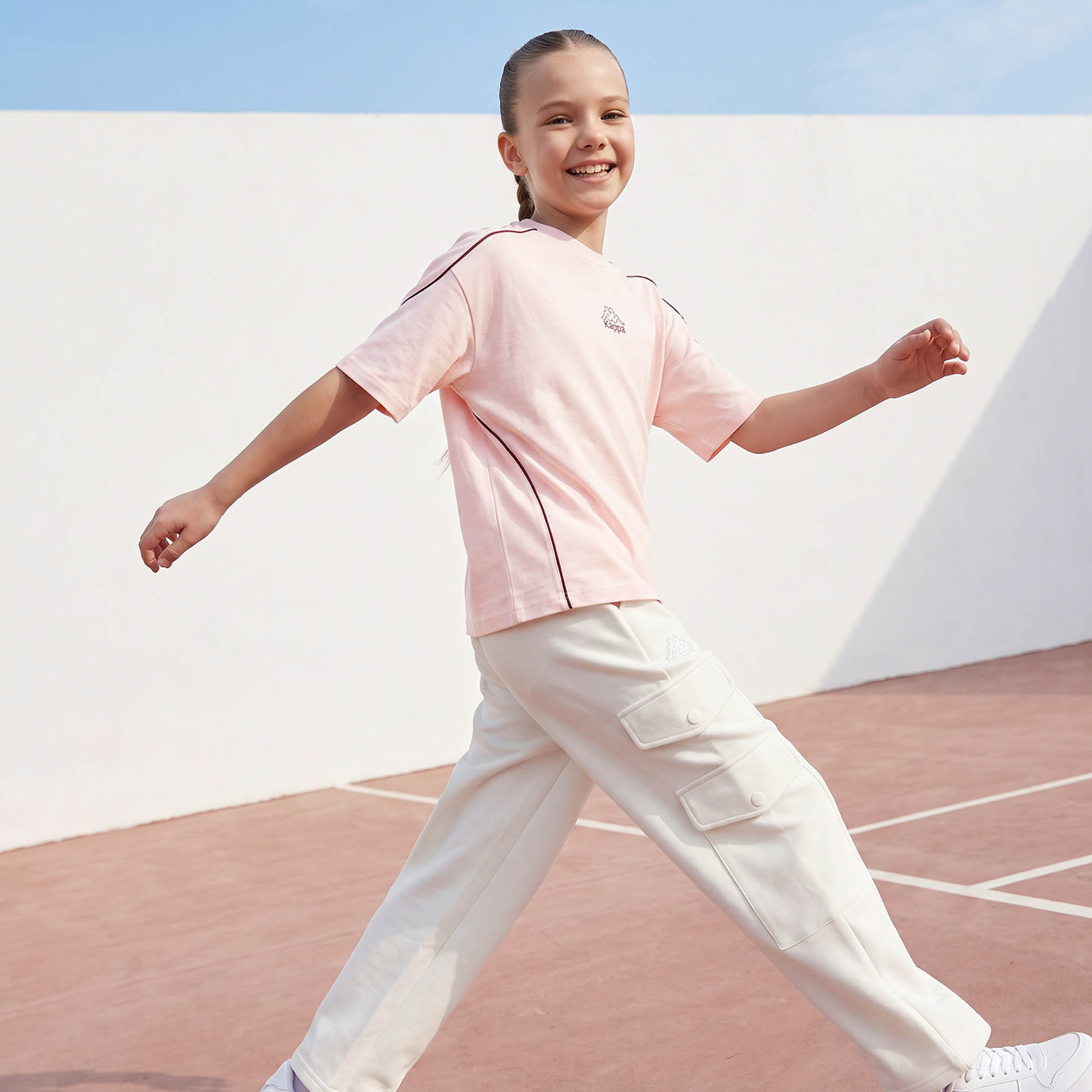 تيشيرت بياقة ضيقة وأكمام قصيرة وطبعات من كابا-girls-clothing-tshirts-image-5