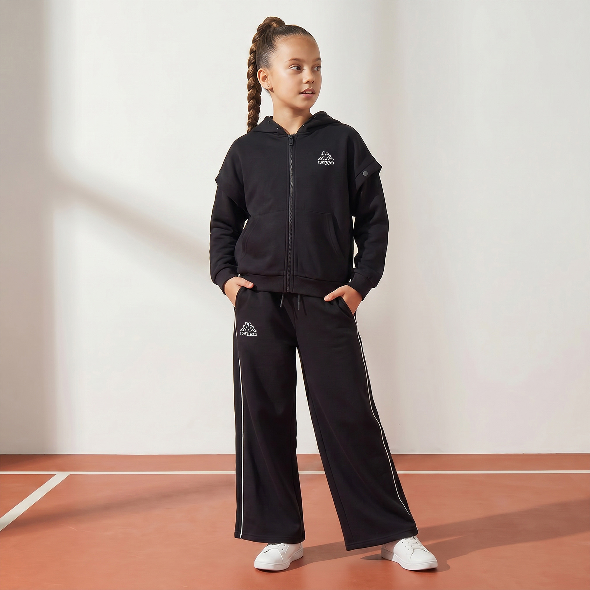 بنطلون رياضي بخصر مطاطي ورباط إغلاق وتفصيلة شريط جانبي من كابا-girls-clothing-bottoms-joggersandtrackpants-image-2