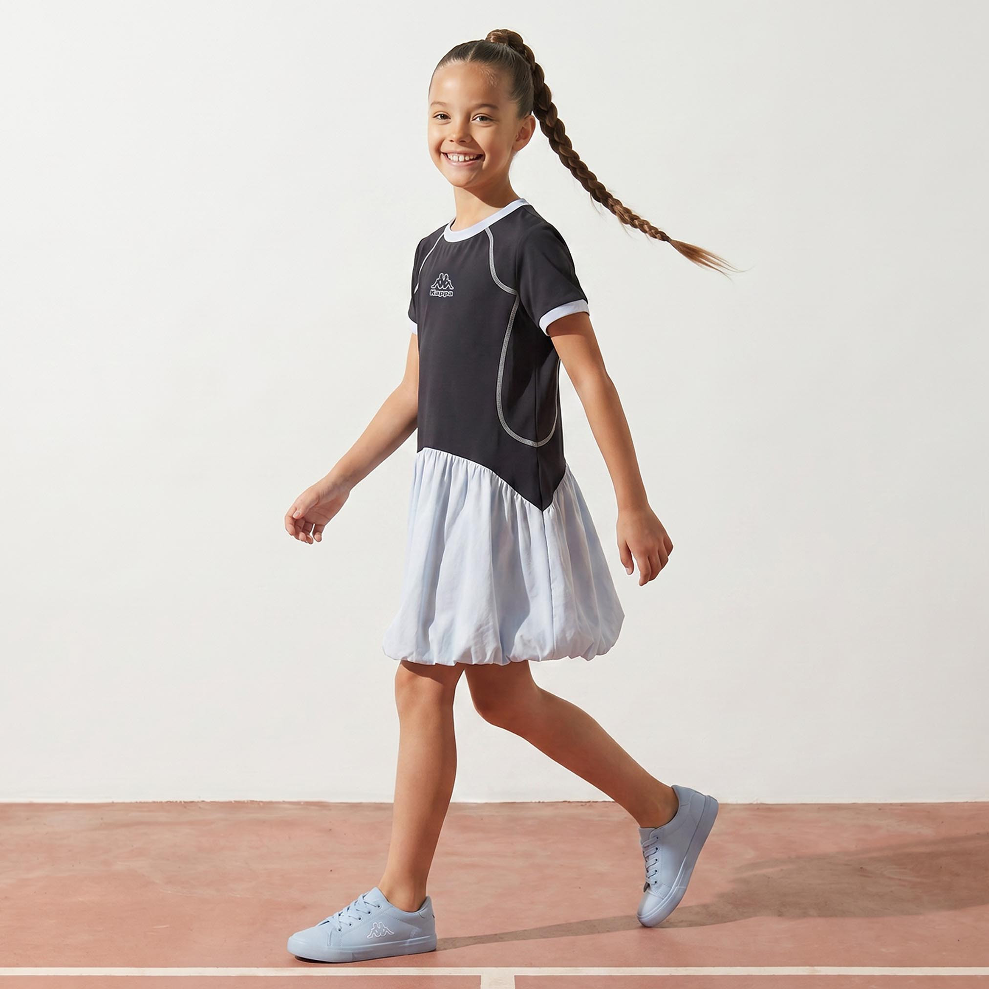 فستان قصير الأكمام بياقة دائرية يصل إلى الركبة بحافة واسعة من كابا-girls-clothing-dressesandjumpsuits-image-4