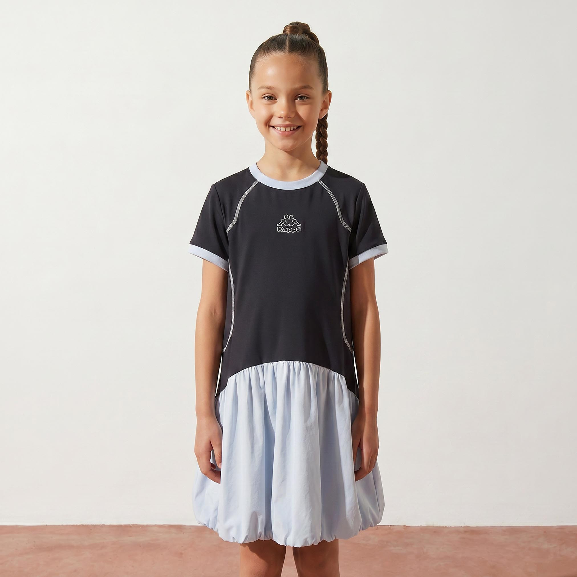 فستان قصير الأكمام بياقة دائرية يصل إلى الركبة بحافة واسعة من كابا-girls-clothing-dressesandjumpsuits-image-5