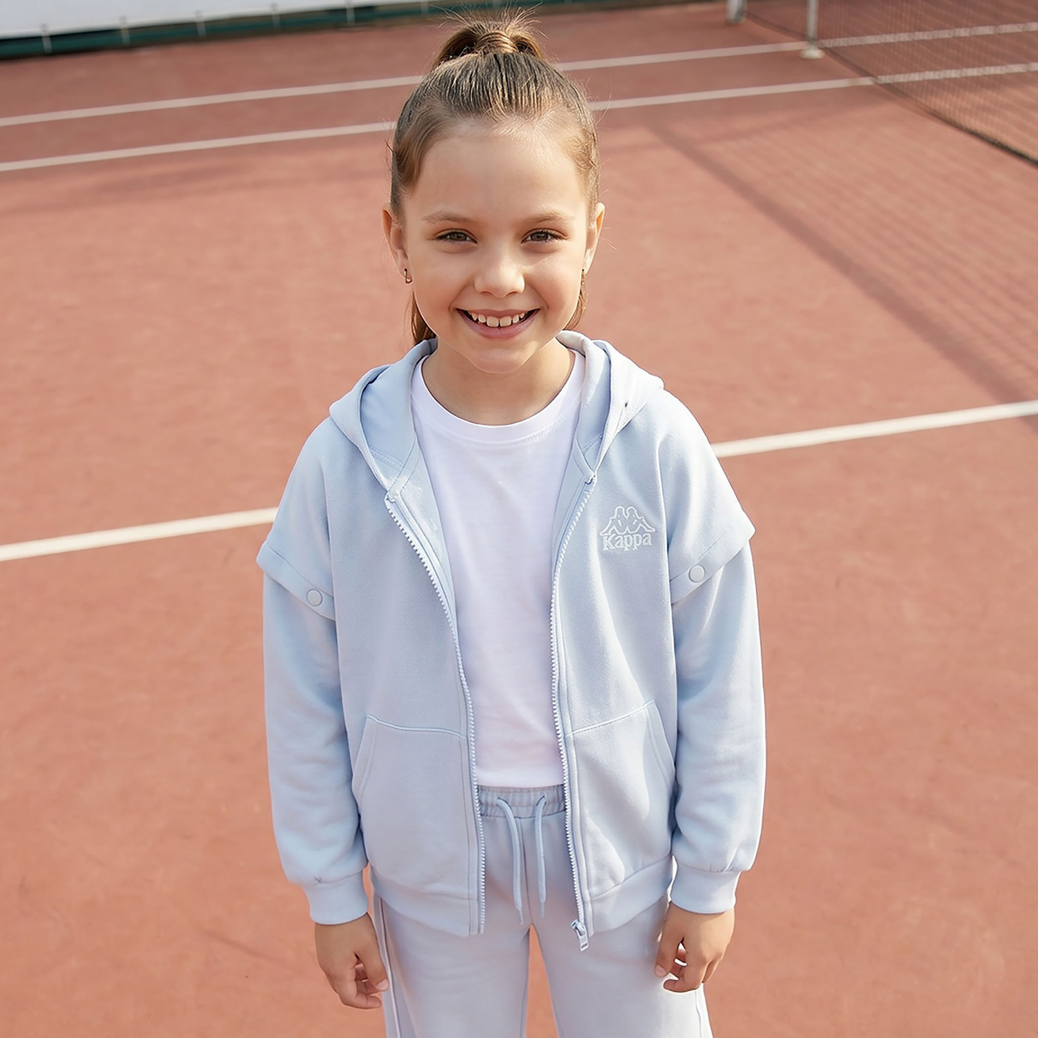سويت شيرت بقبعة وأكمام قابلة للفصل وطبعات شعار من كابا-girls-clothing-sweatshirts-image-1