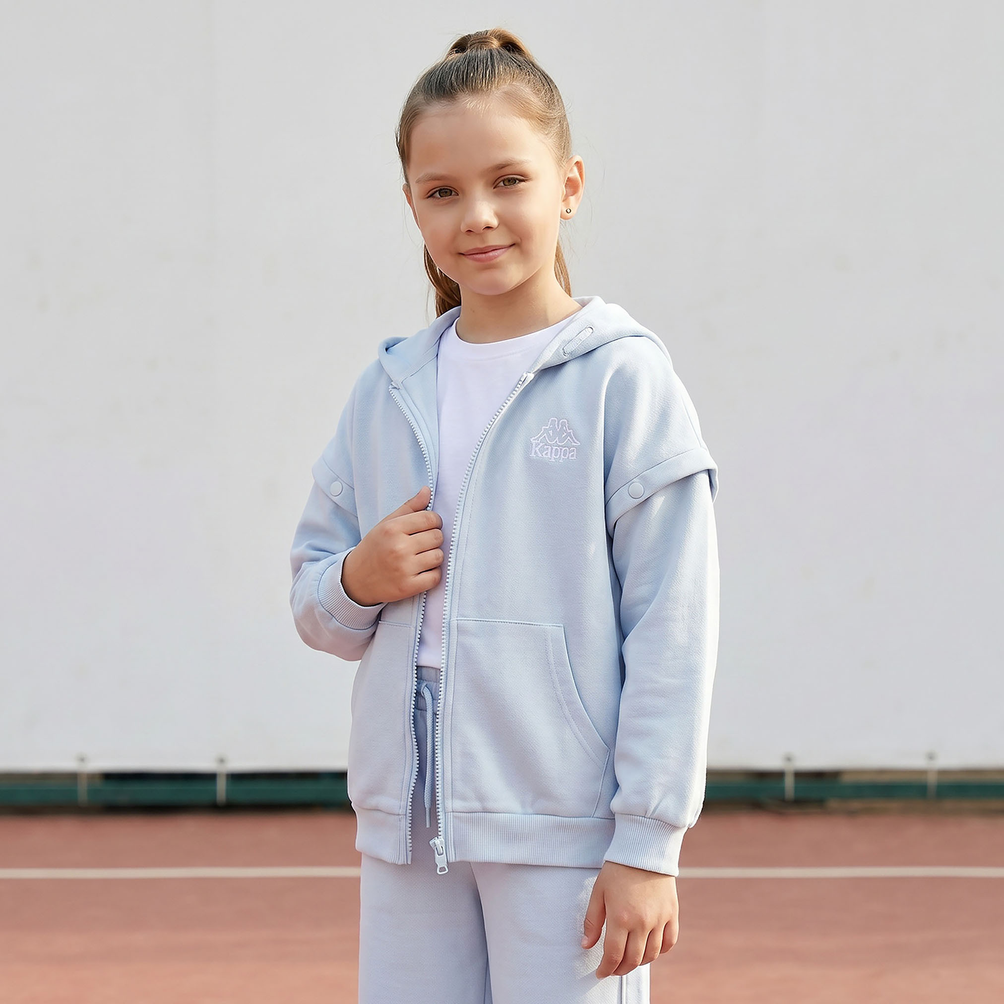 سويت شيرت بقبعة وأكمام قابلة للفصل وطبعات شعار من كابا-girls-clothing-sweatshirts-image-6