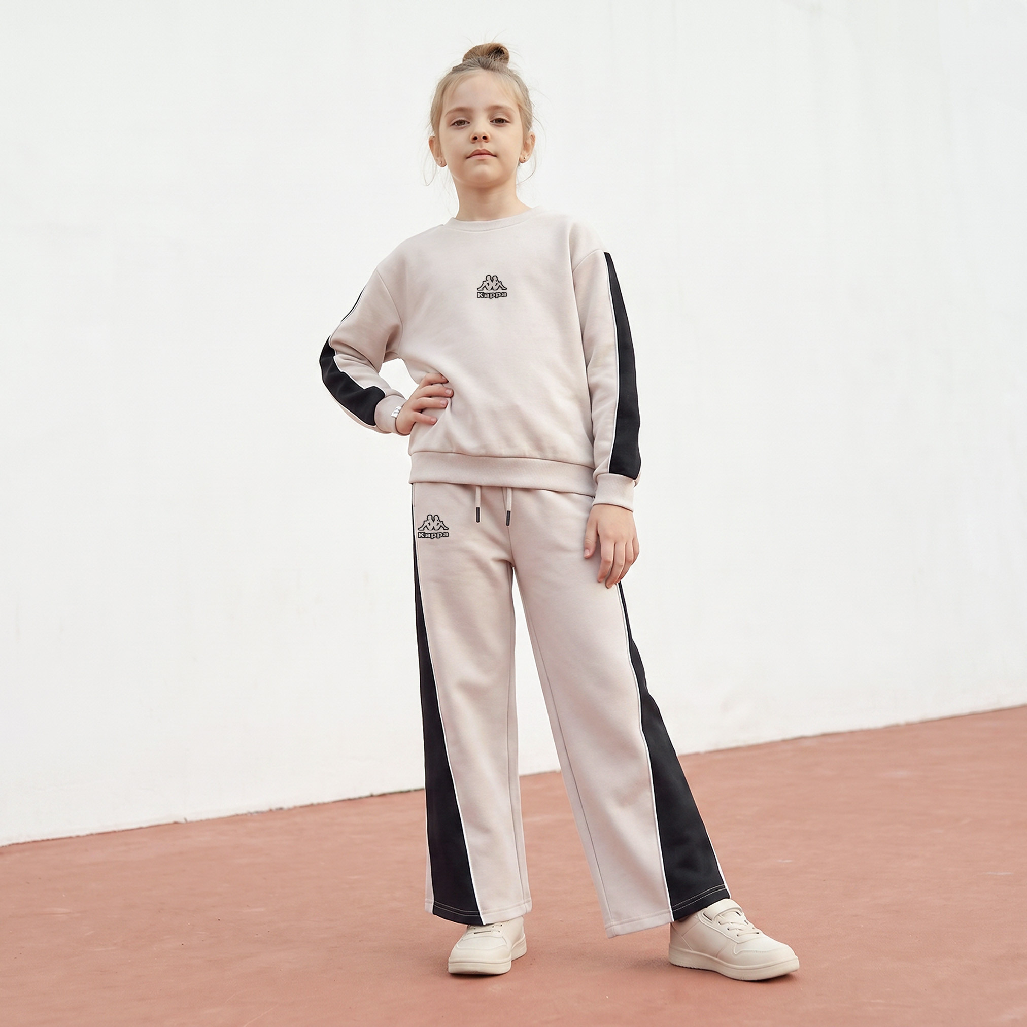 سويت شيرت بأكمام طويلة وطبعات شعار من كابا-girls-clothing-sweatshirts-image-2