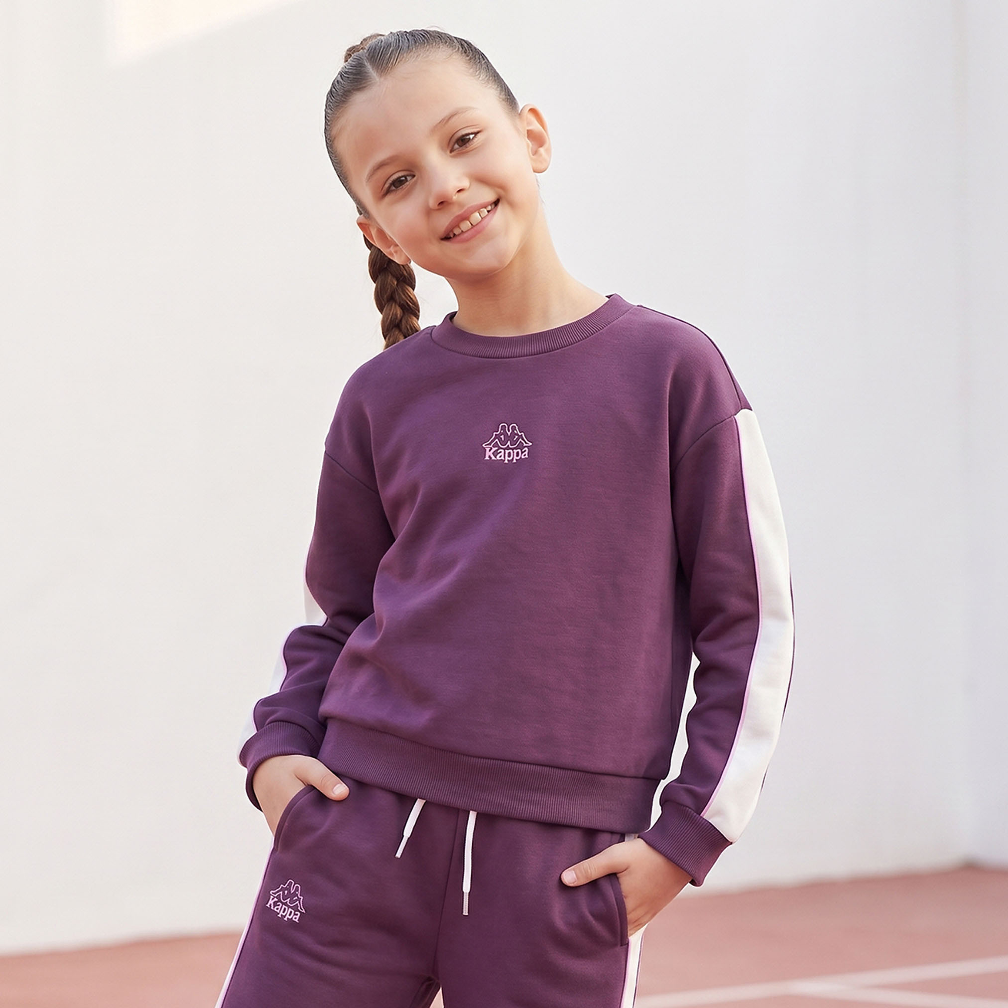 سويت شيرت بأكمام طويلة وطبعات شعار من كابا-girls-clothing-sweatshirts-image-1