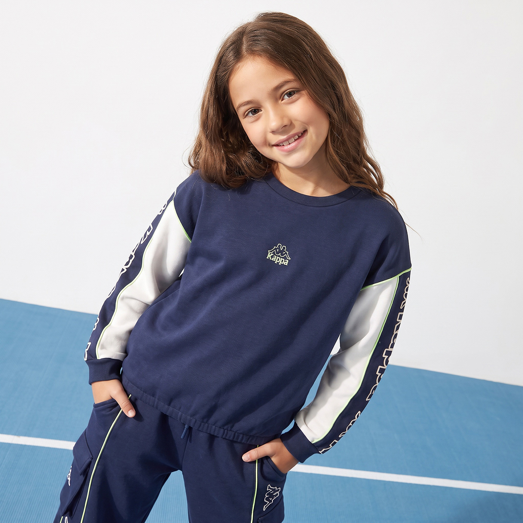 سويت شيرت بأكمام طويلة وقوالب ملونة من كابا-girls-clothing-sweatshirts-image-1