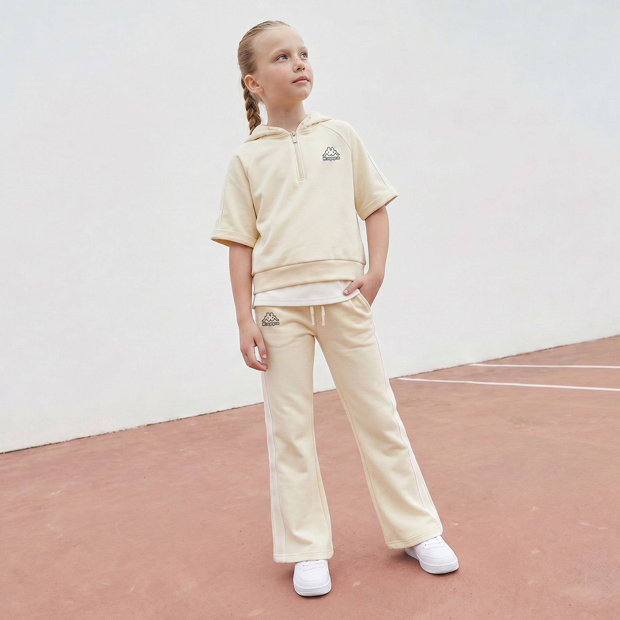 طقم بنطلون رياضي وسويت شيرت بأكمام قصيرة وقبعة وتصميم خيوط بارز من كابا-girls-clothing-setsandcoords-image-1