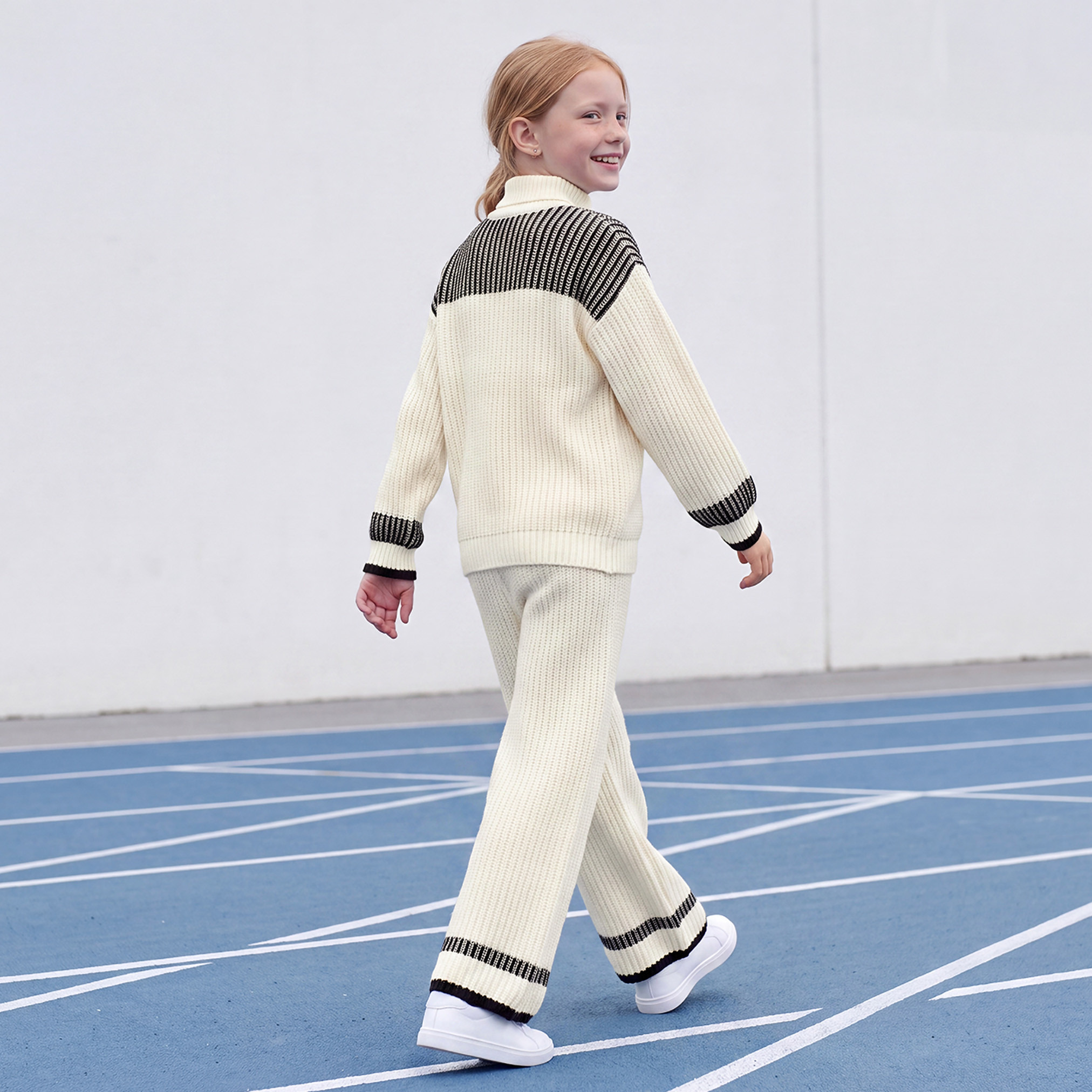 Kappa High Neck Long Sleeves Sweater and Pants Set with Logo Embroidery-girls-clothing-setsandcoords-image-2