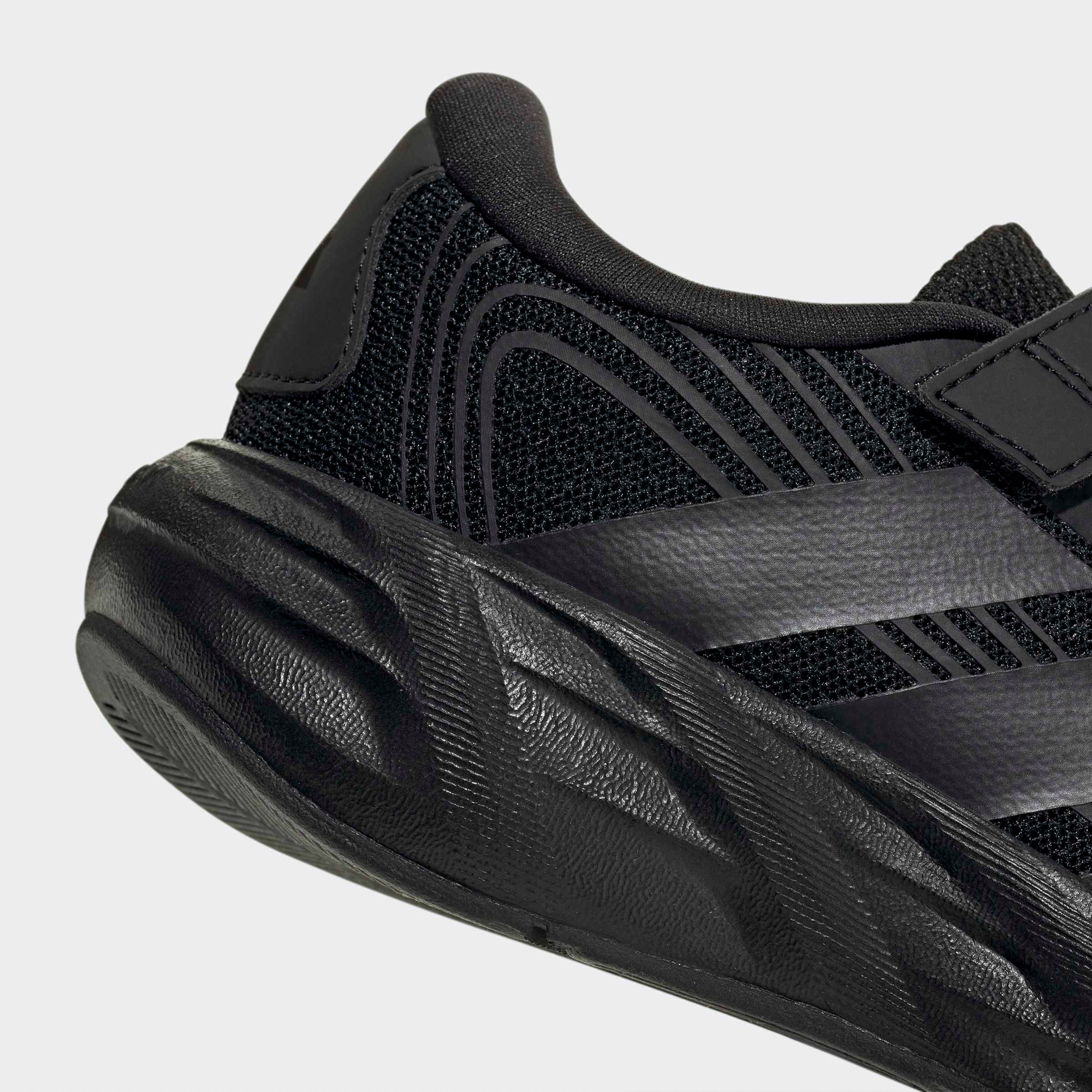 حذاء رياضي بشريط إغلاق لاصق جالاكسي 8 إل للأطفال من أديداس-sports-boys-shoes-image-6
