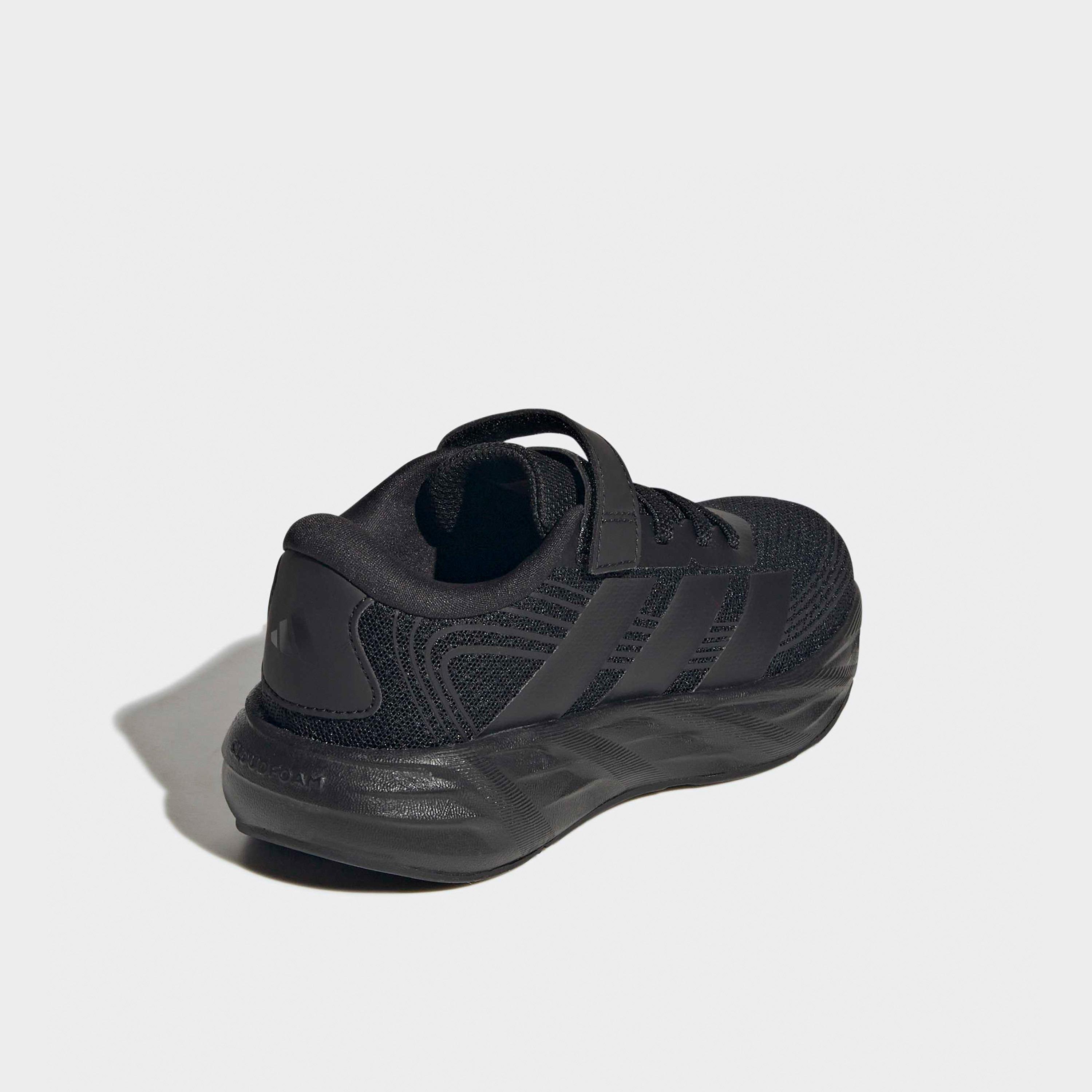 حذاء رياضي بشريط إغلاق لاصق جالاكسي 8 إل للأطفال من أديداس-sports-boys-shoes-image-7