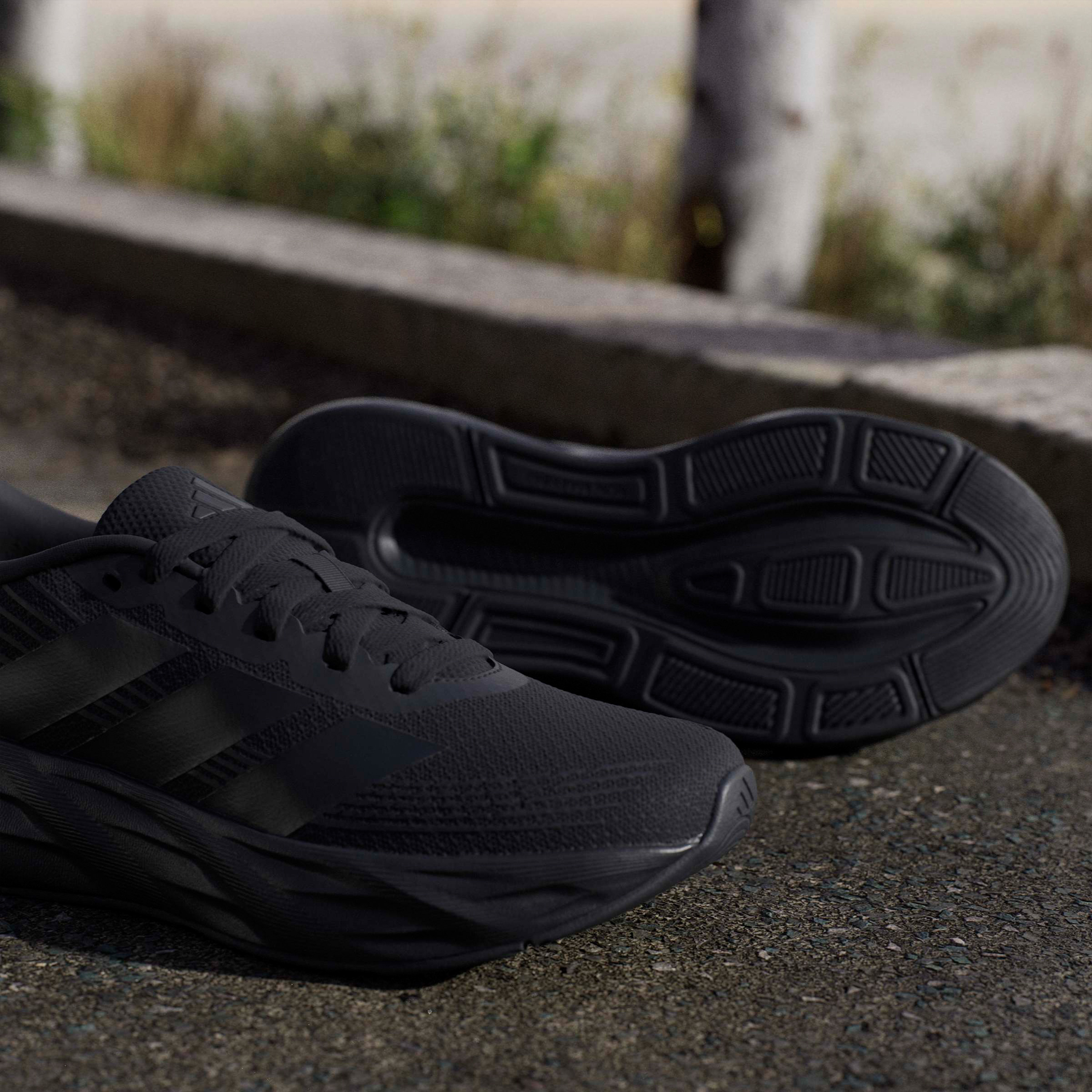 حذاء جري برباط إغلاق جالاكسي 8 للأطفال من أديداس-sports-boys-shoes-image-8