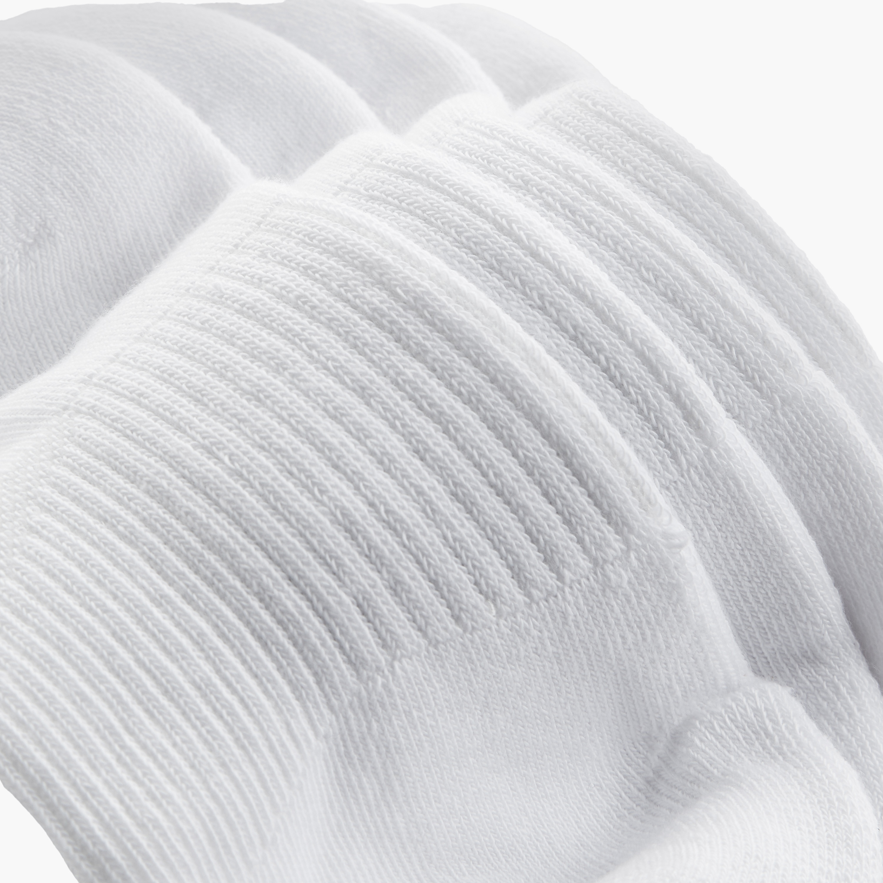 جوارب مبطنة سادة بطول الكاحل من جلو - طقم من 3 أزواج-women-socksandstockings-image-4