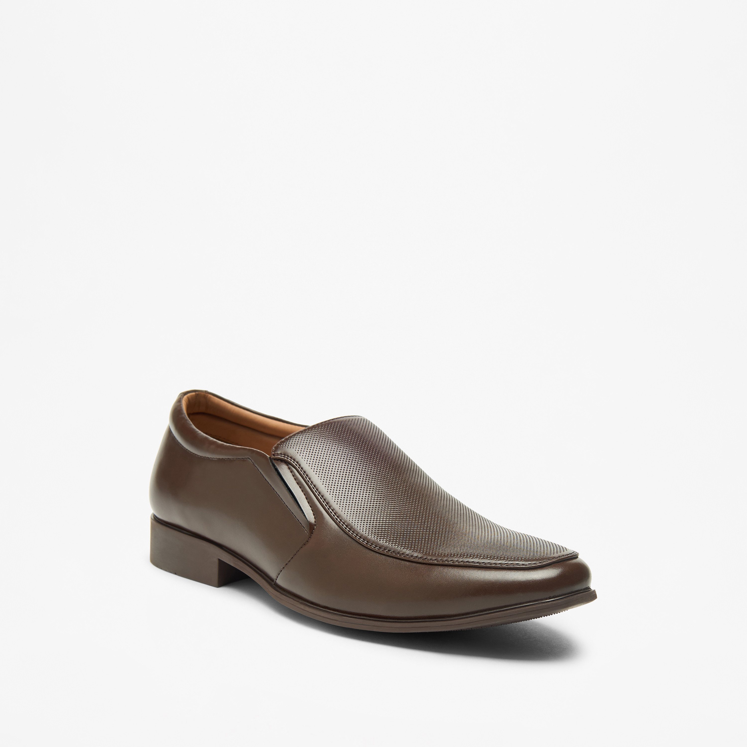 حذاء سادة سهل الارتداء من إل بي إل من شو إكسبرس-men-shoes-formalshoes-image-6
