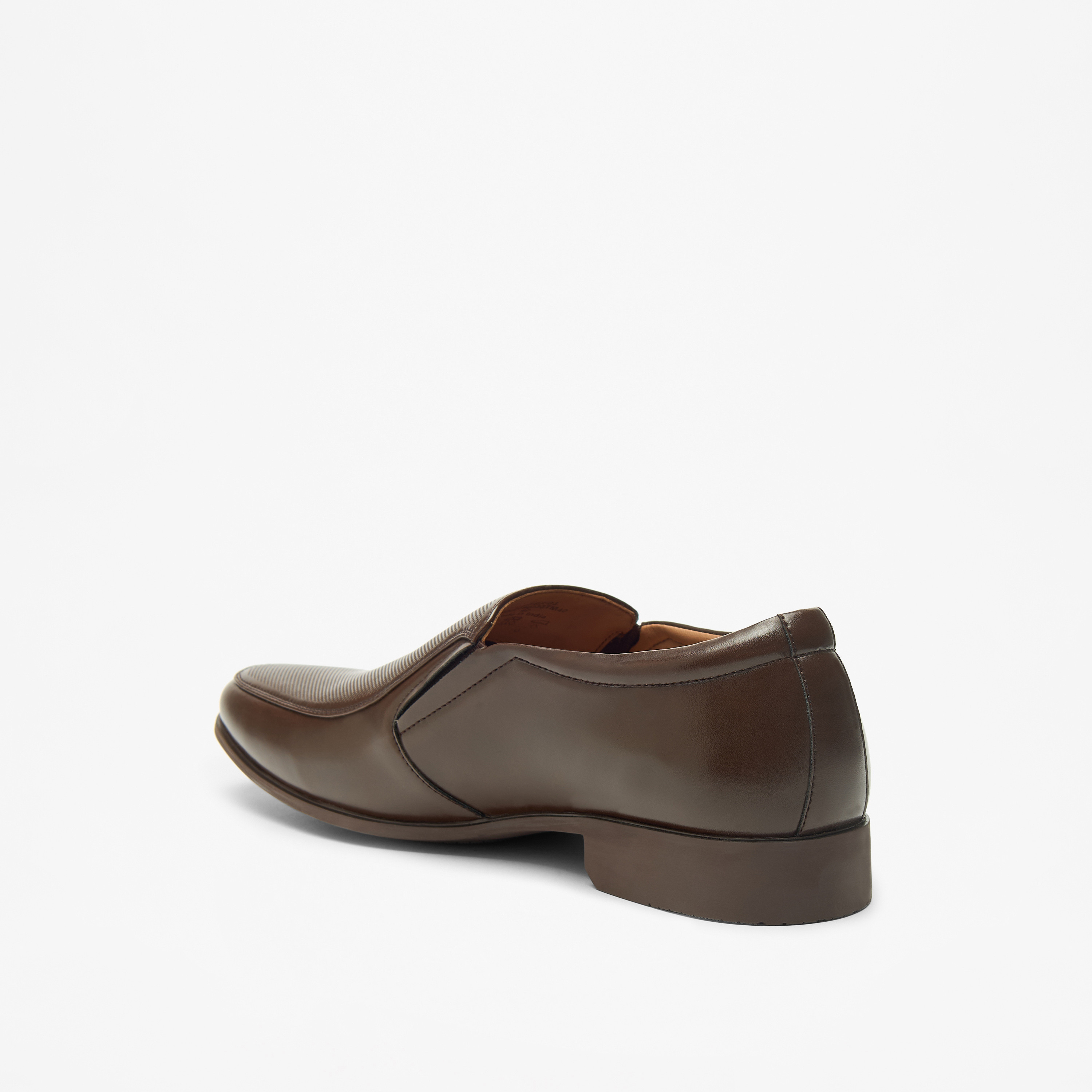 حذاء سادة سهل الارتداء من إل بي إل من شو إكسبرس-men-shoes-formalshoes-image-7