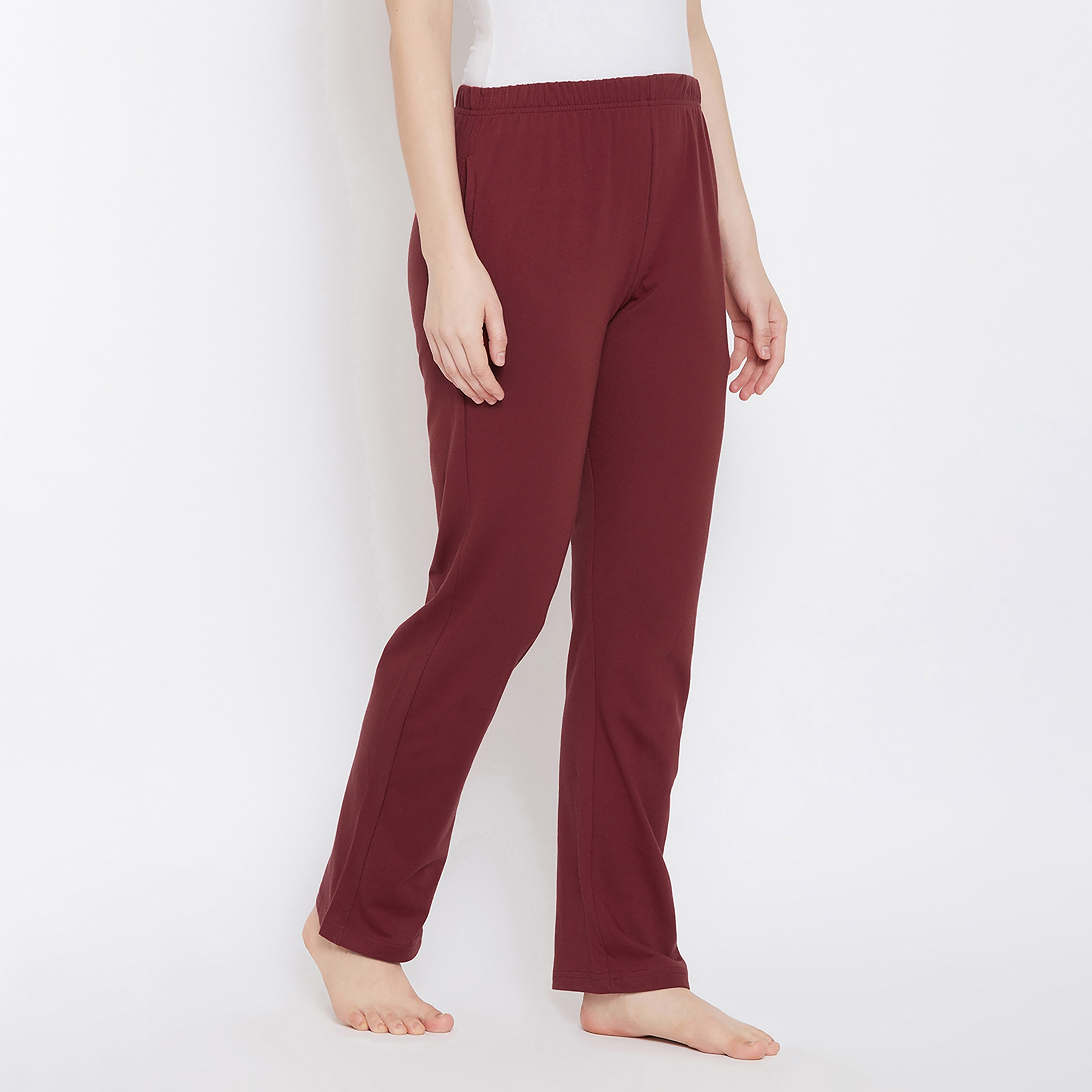 بيجامة نسائية شيك بيزك باللون العنابي من كلوفيا - غني بالقطن-women-clothing-nightwear-pyjamas-bottoms-image-4