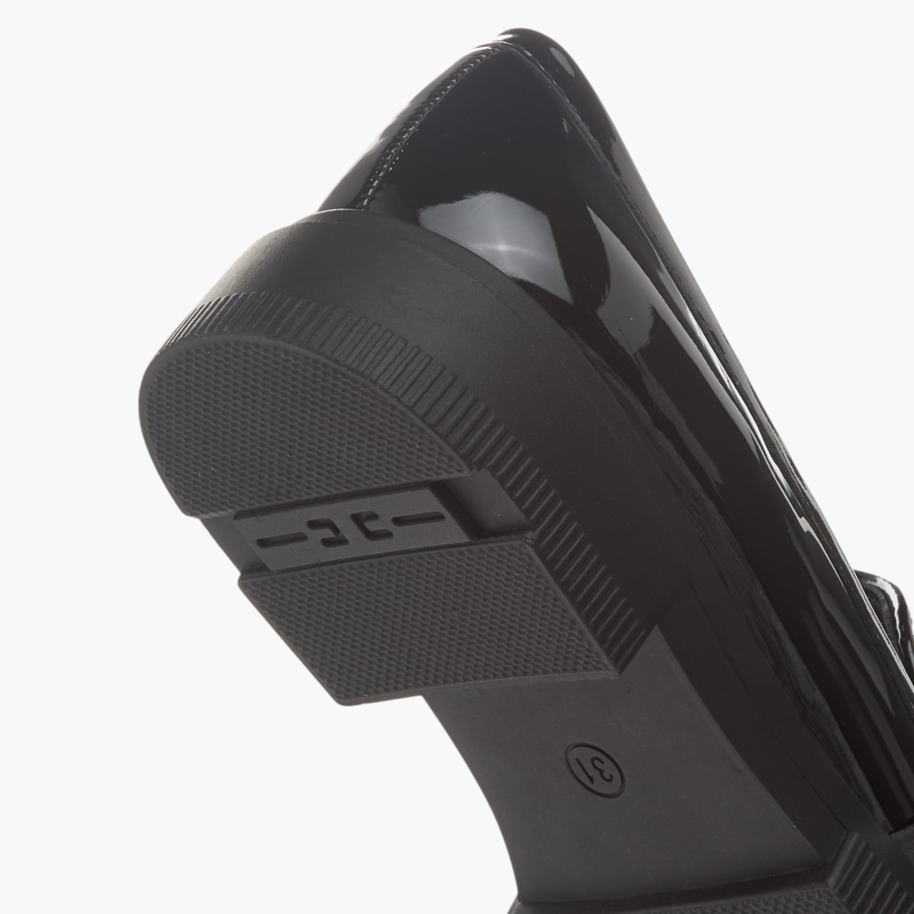 حذاء مدرسي سادة سهل الارتداء بزينة فيونكة من فلورا بيلا-girls-shoes-schoolshoes-image-1