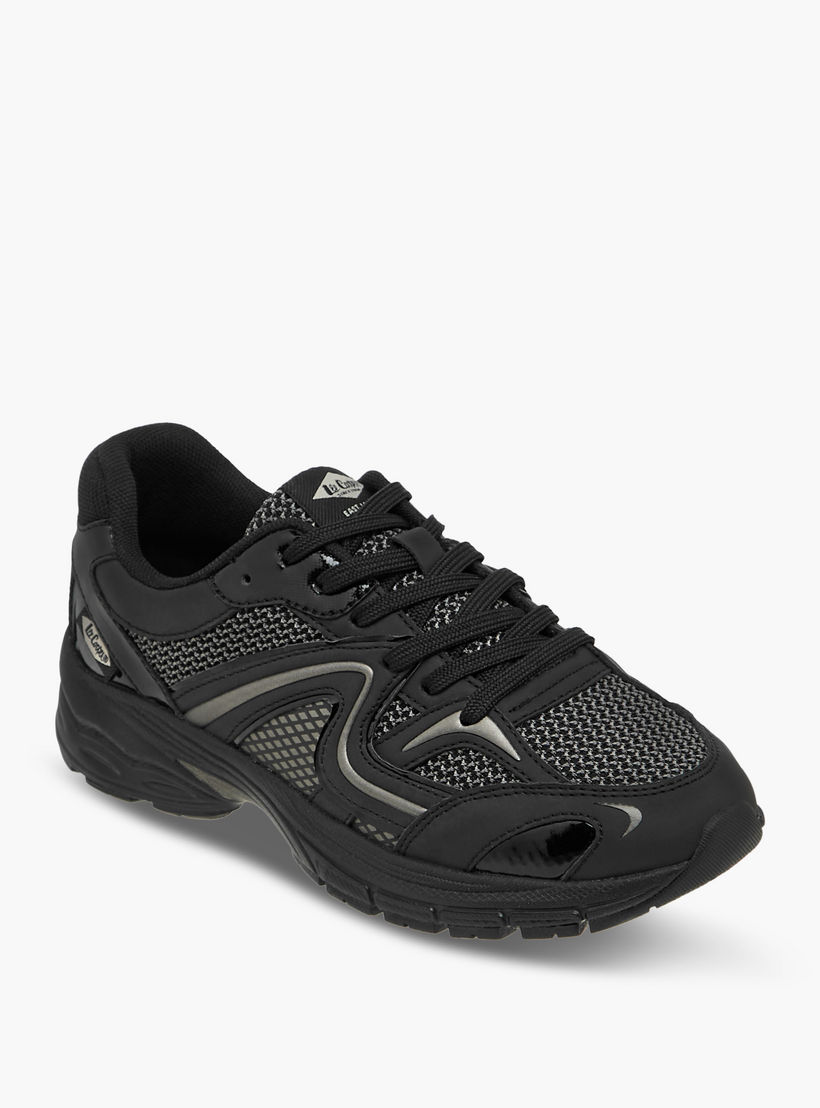 حذاء سنيكرز بطول الكاحل ورباط إغلاق للنساء من لي كوبر-women-shoes-sneakers-image-3