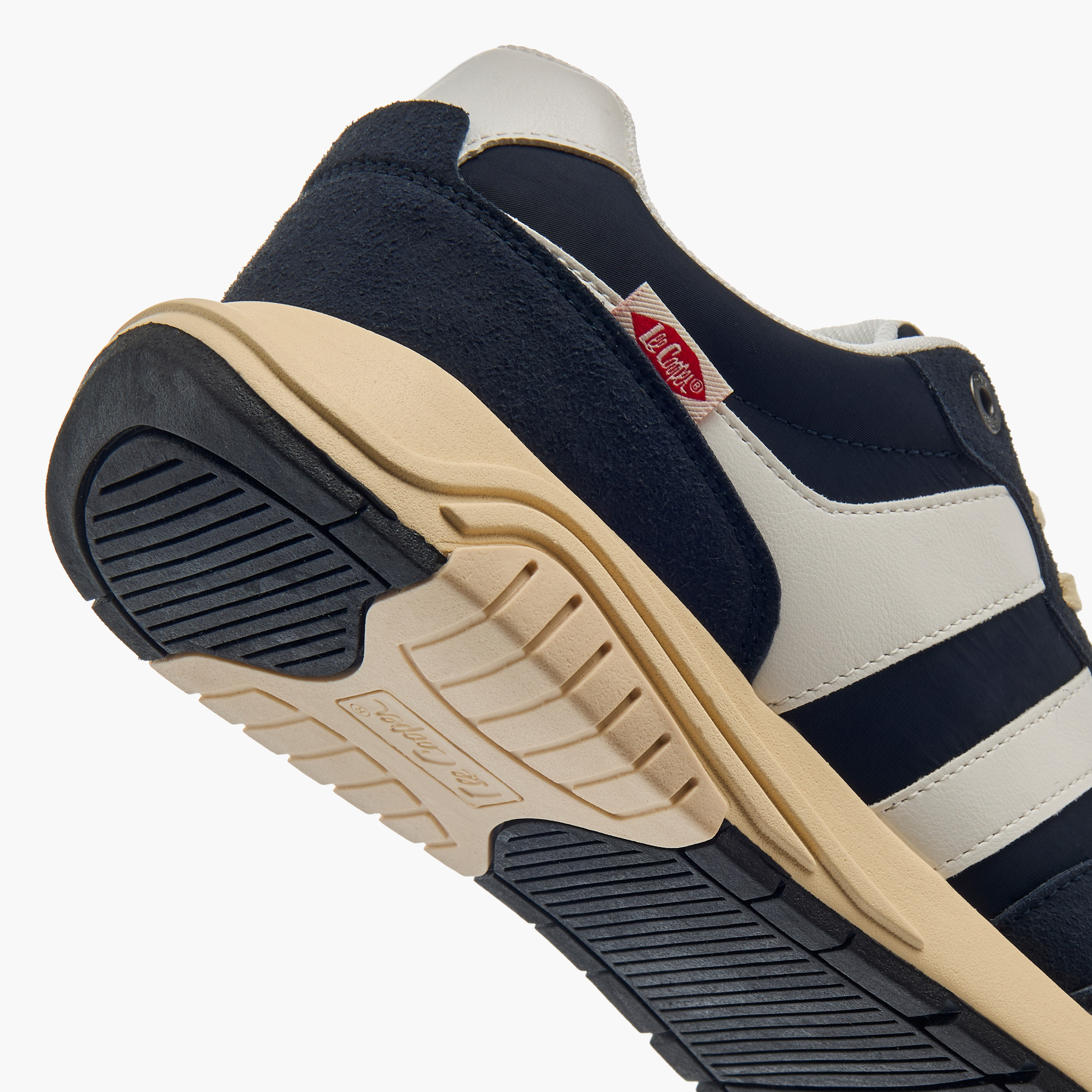 حذاء سنيكرز بطول الكاحل برباط إغلاق للرجال من لي كوبر-men-shoes-sneakers-image-5