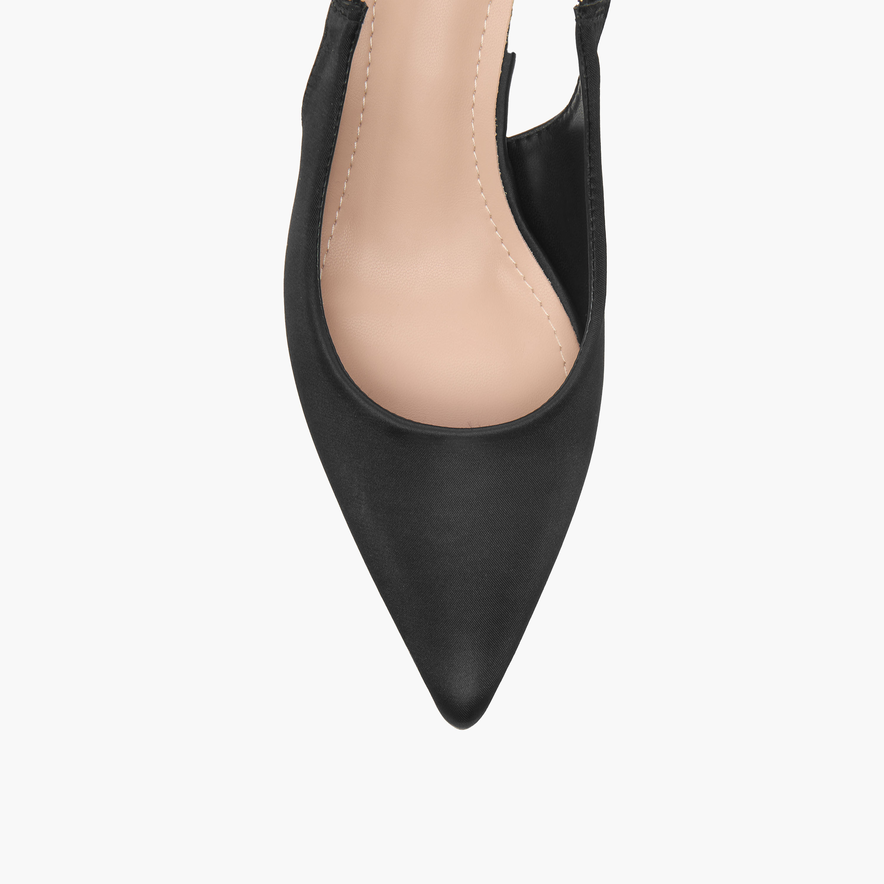 حذاء بكعب صغير وحزام خلفي للنساء من سيليست-women-shoes-heels-image-4