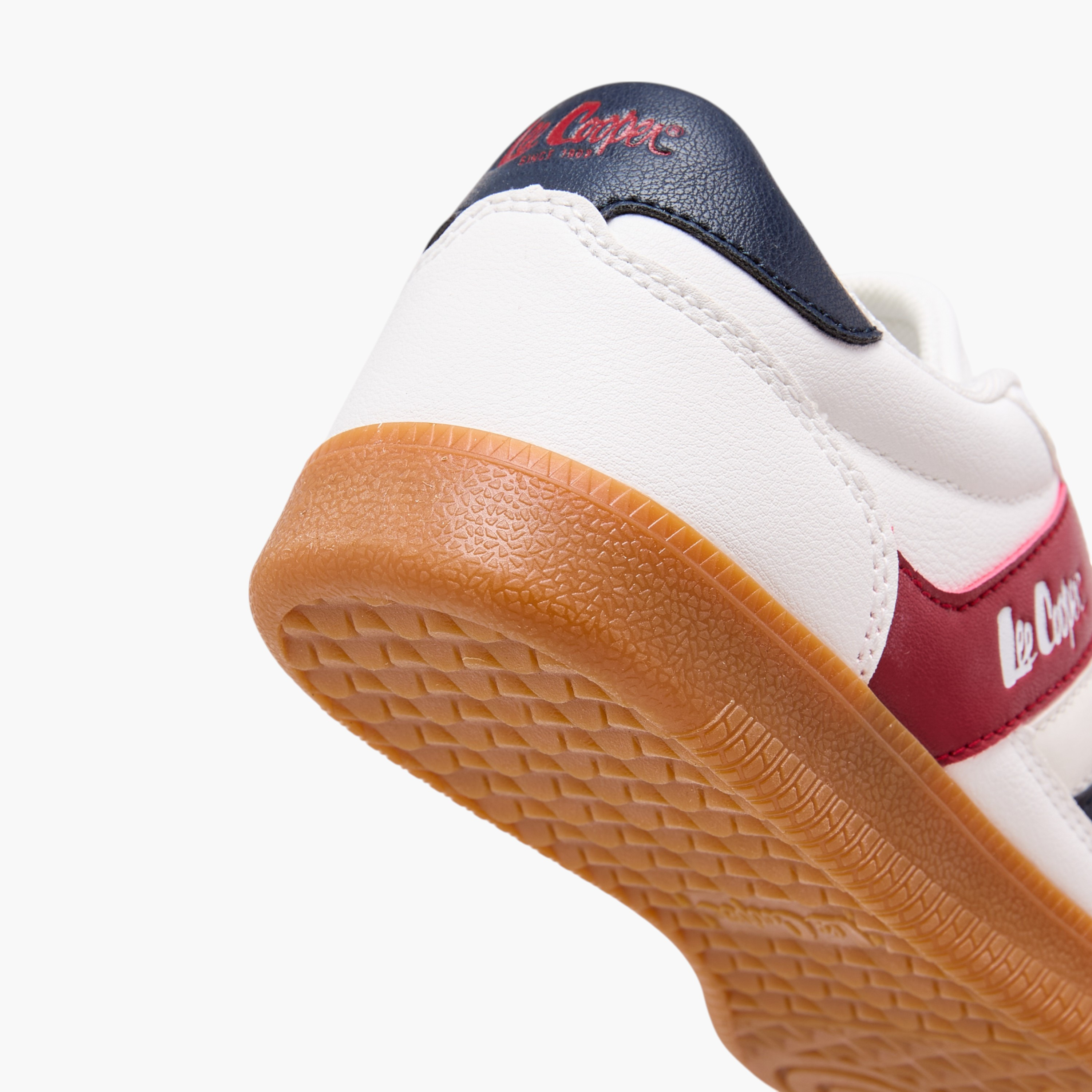 حذاء سنيكرز بقوالب ملونة ورباط للنساء من لي كوبر-women-shoes-sneakers-image-5