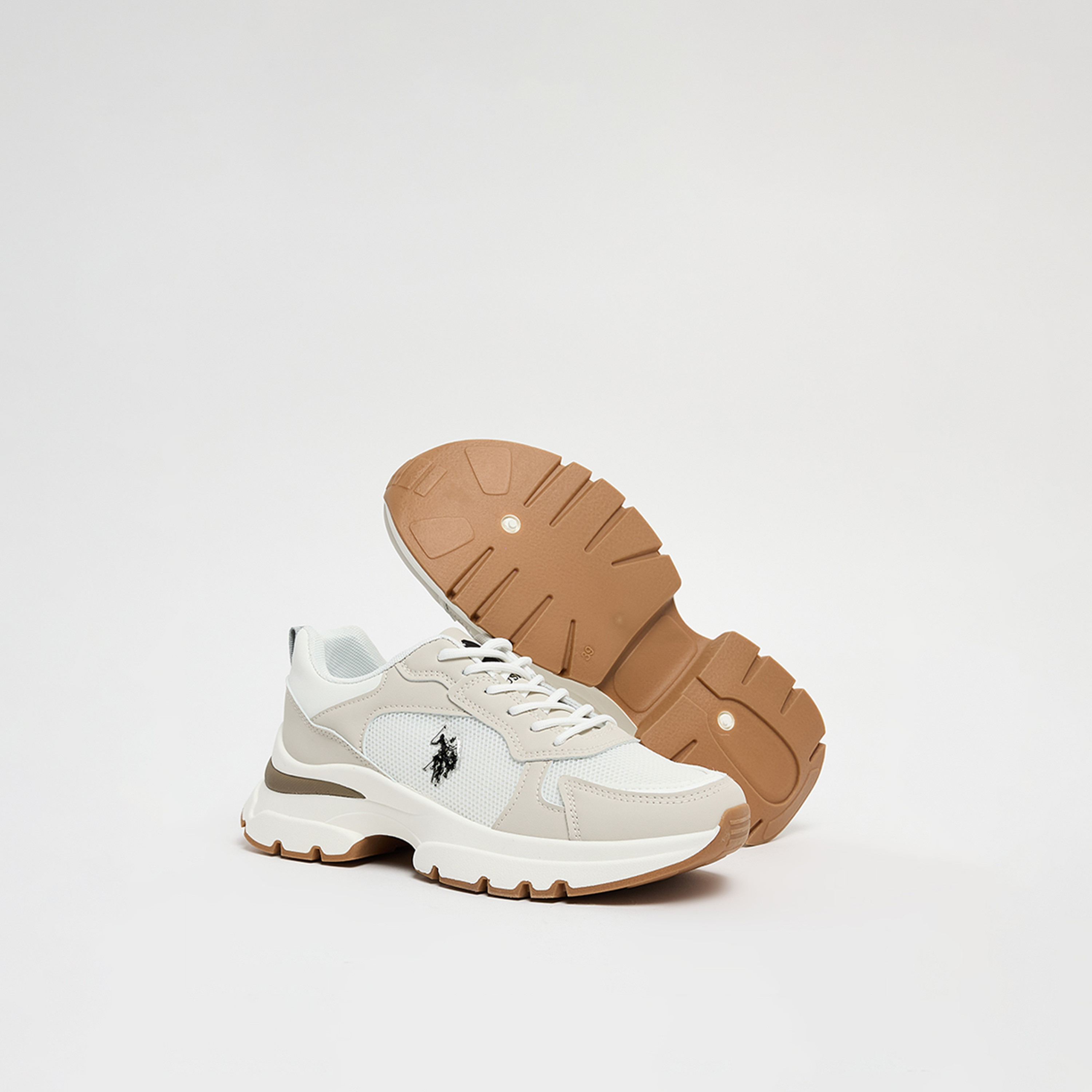 يو اس بولو اسن- حذاء رياضي برباط كاحل منخفض للنساء  | LEAH GLB WMN-women-shoes-sneakers-image-9