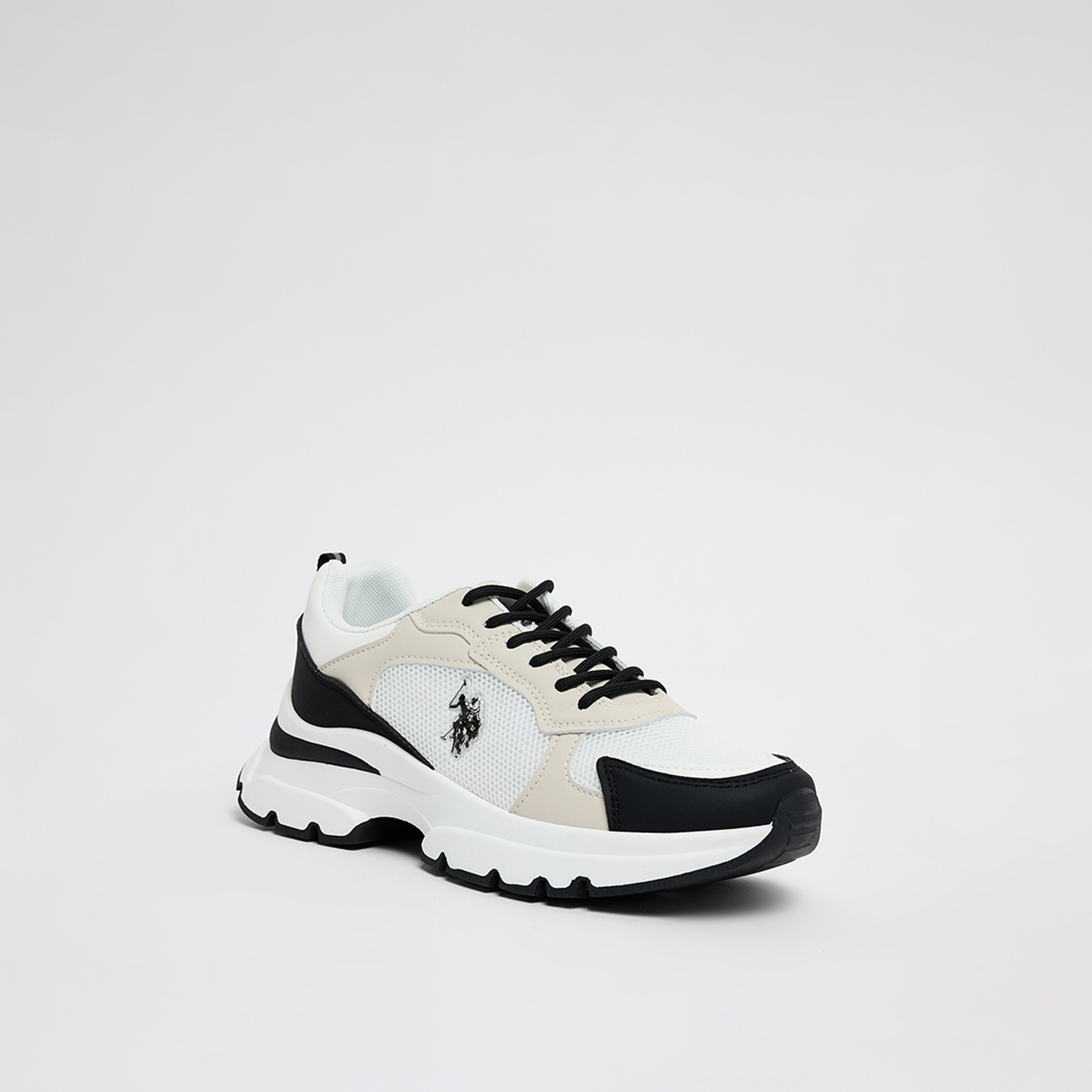 يو اس بولو اسن- حذاء رياضي برباط كاحل منخفض للنساء  | LEAH GLB WMN-women-shoes-sneakers-image-1