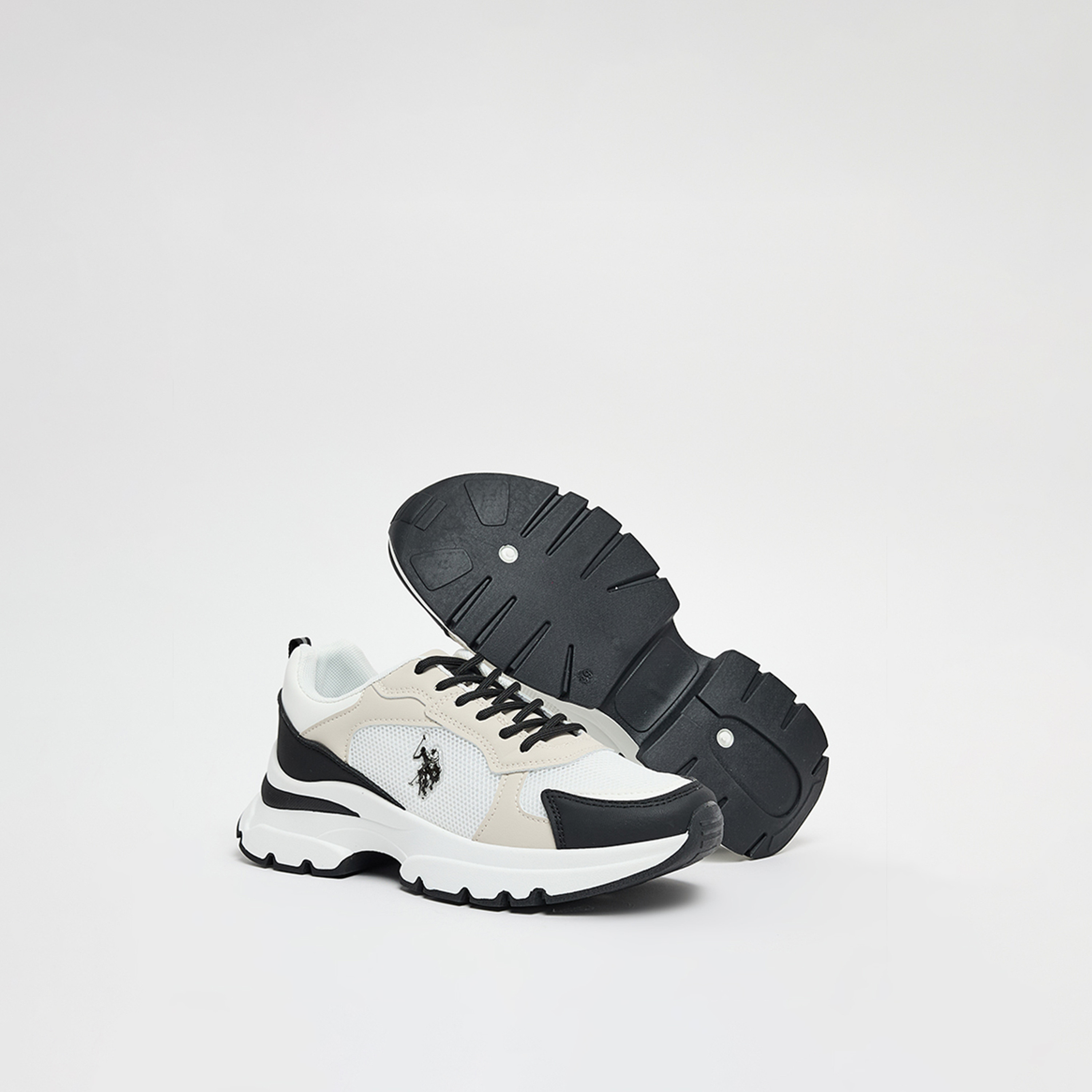 يو اس بولو اسن- حذاء رياضي برباط كاحل منخفض للنساء  | LEAH GLB WMN-women-shoes-sneakers-image-3