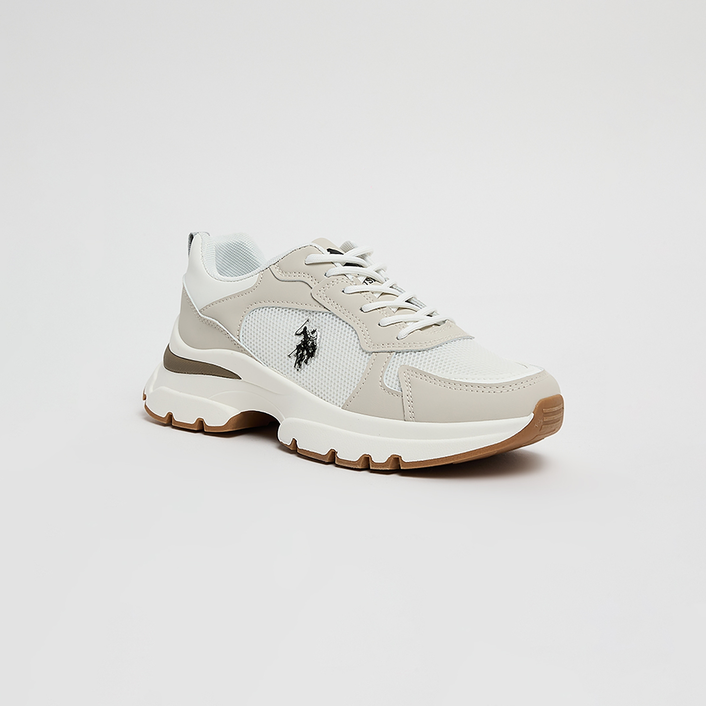 حذاء رياضي نسائي من U.S Polo Assn برباط عند الكاحل المنخفض | ليهجلبومن-women-shoes-sneakers-image-6