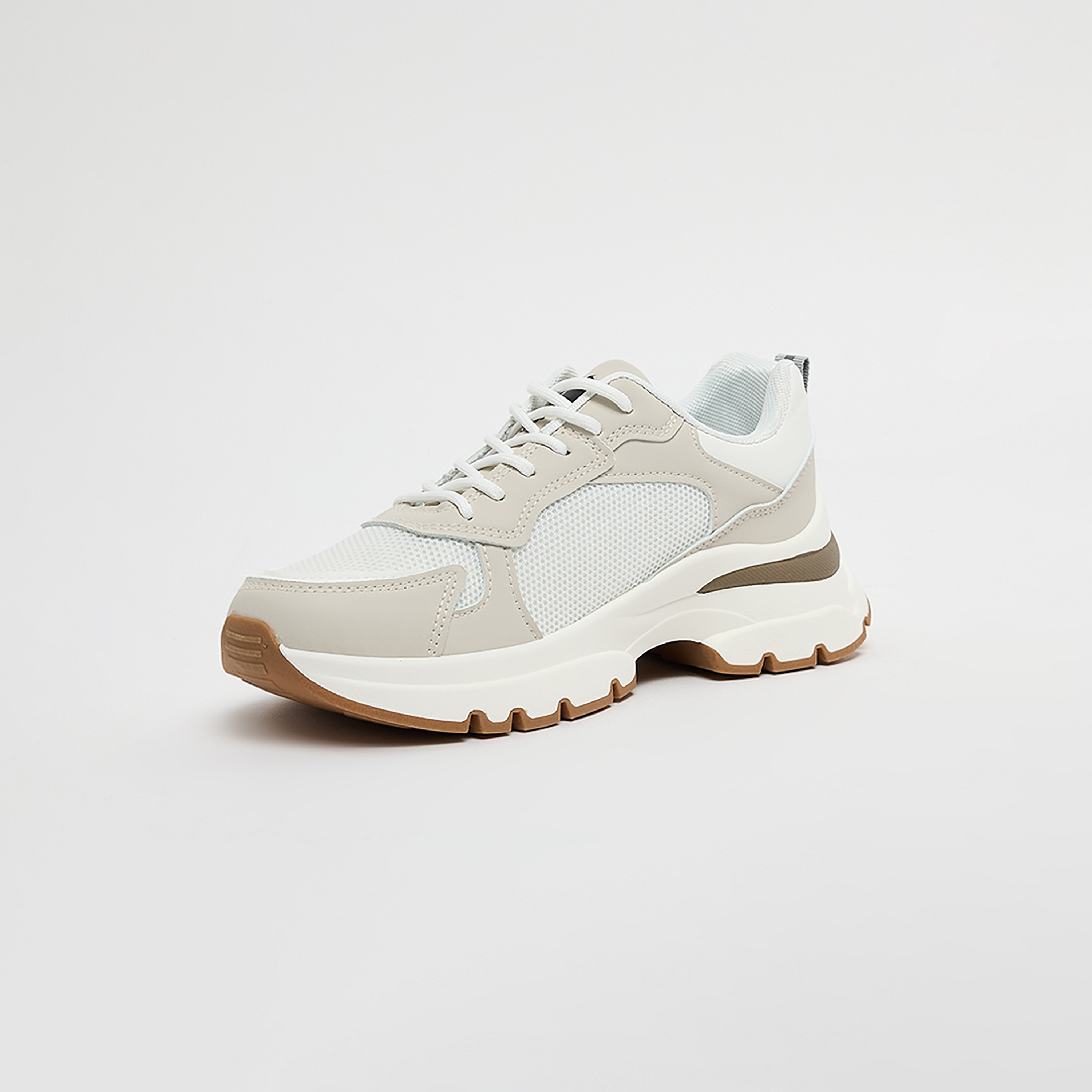حذاء رياضي نسائي من U.S Polo Assn برباط عند الكاحل المنخفض | ليهجلبومن-women-shoes-sneakers-image-8