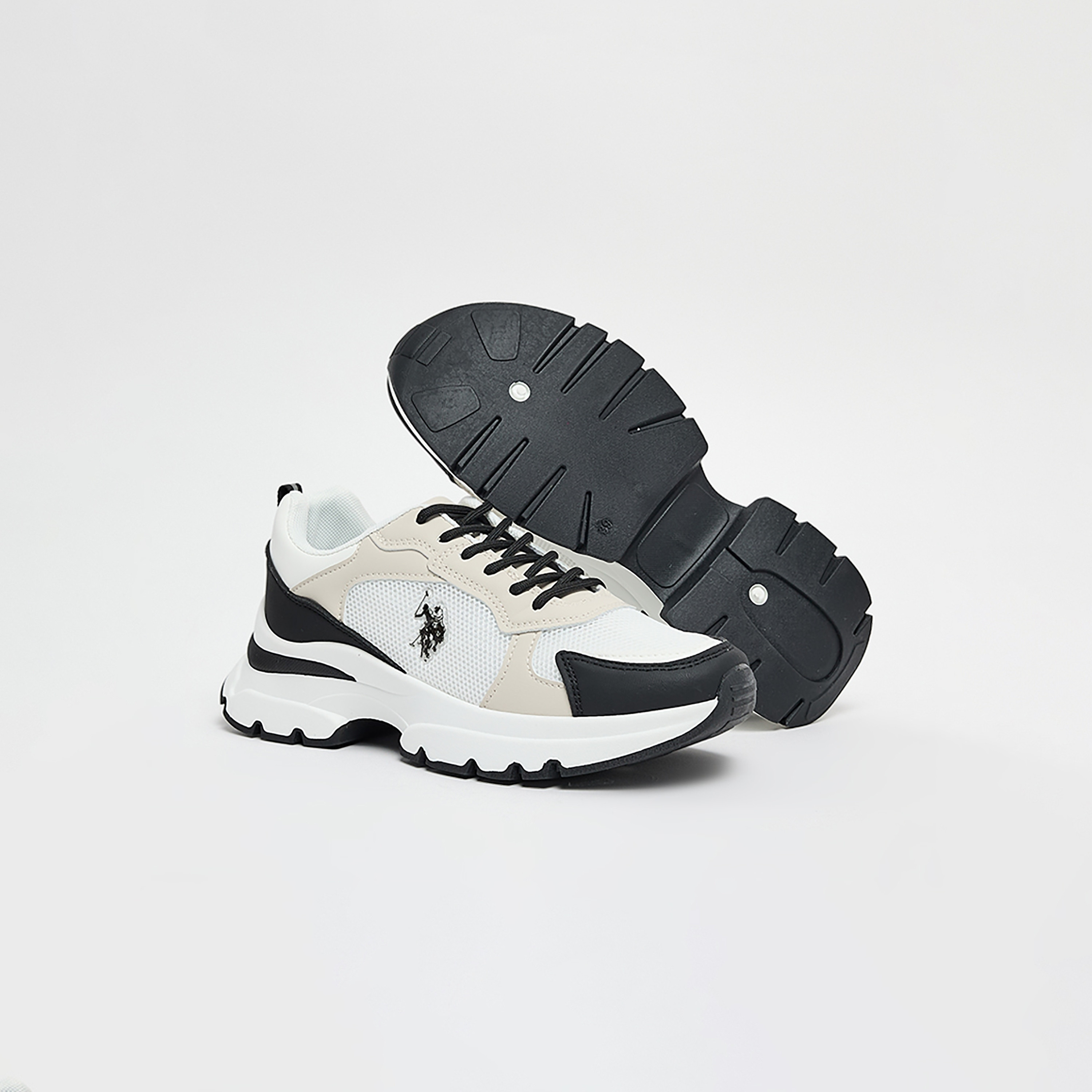 حذاء رياضي نسائي من U.S Polo Assn برباط عند الكاحل المنخفض | ليهجلبومن-women-shoes-sneakers-image-5